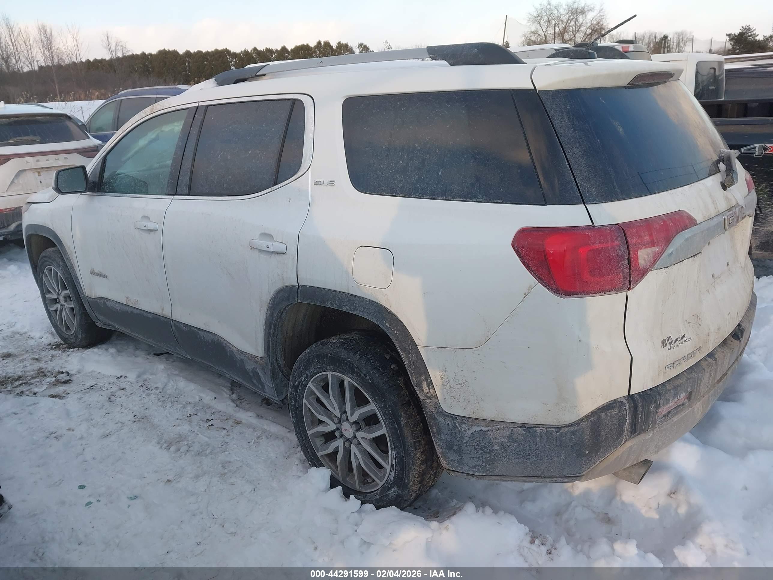GMC ACADIA image 3