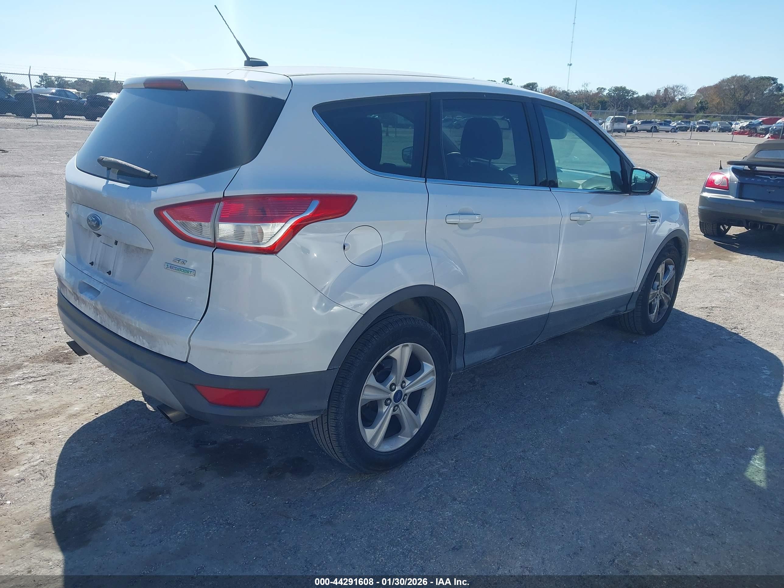 FORD ESCAPE image 4