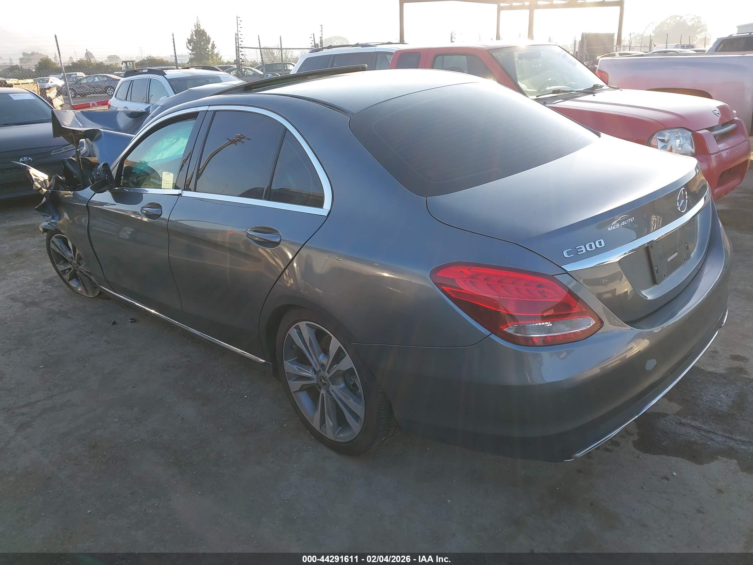 MERCEDES-BENZ C image 3