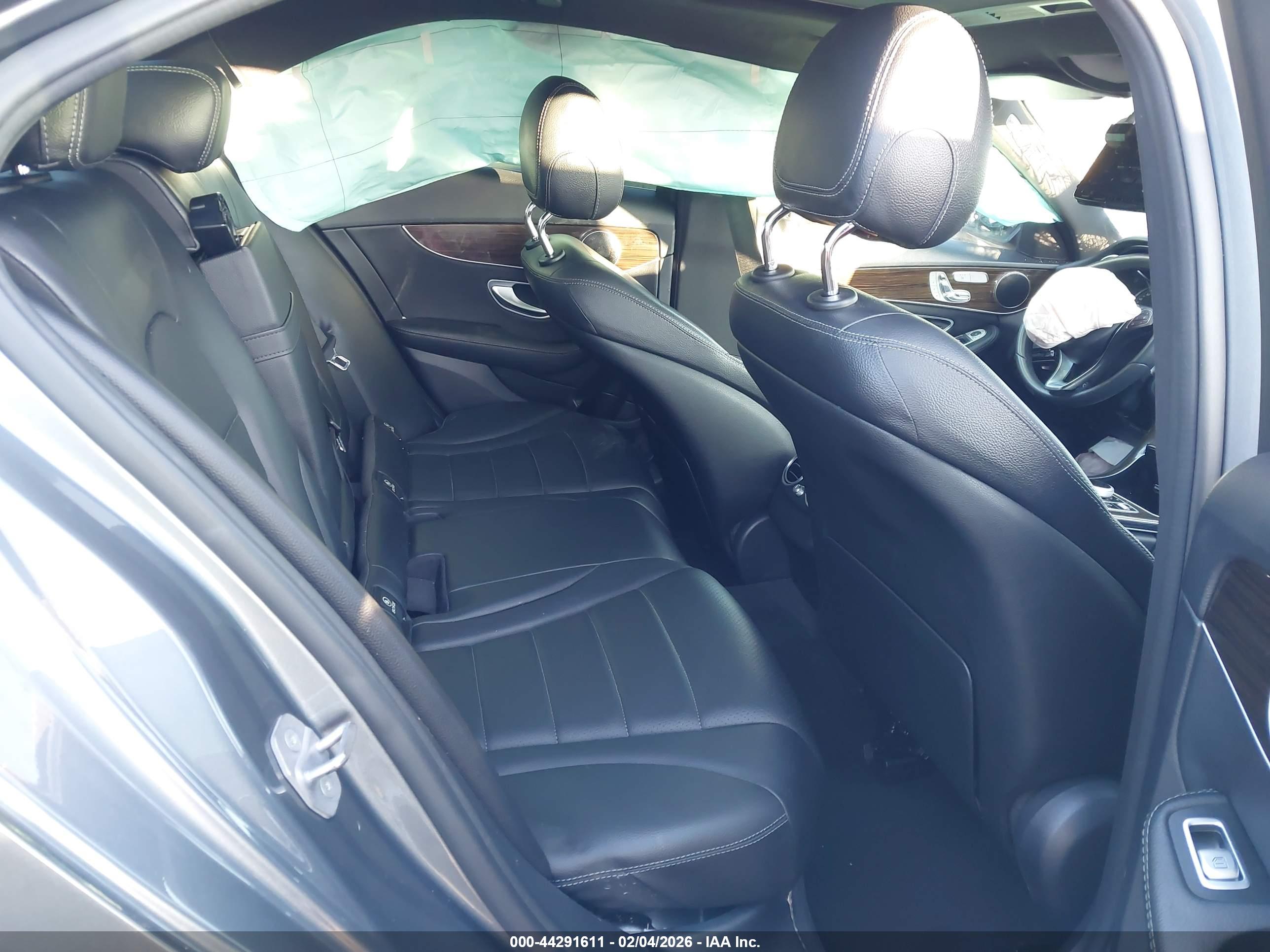 MERCEDES-BENZ C image 8
