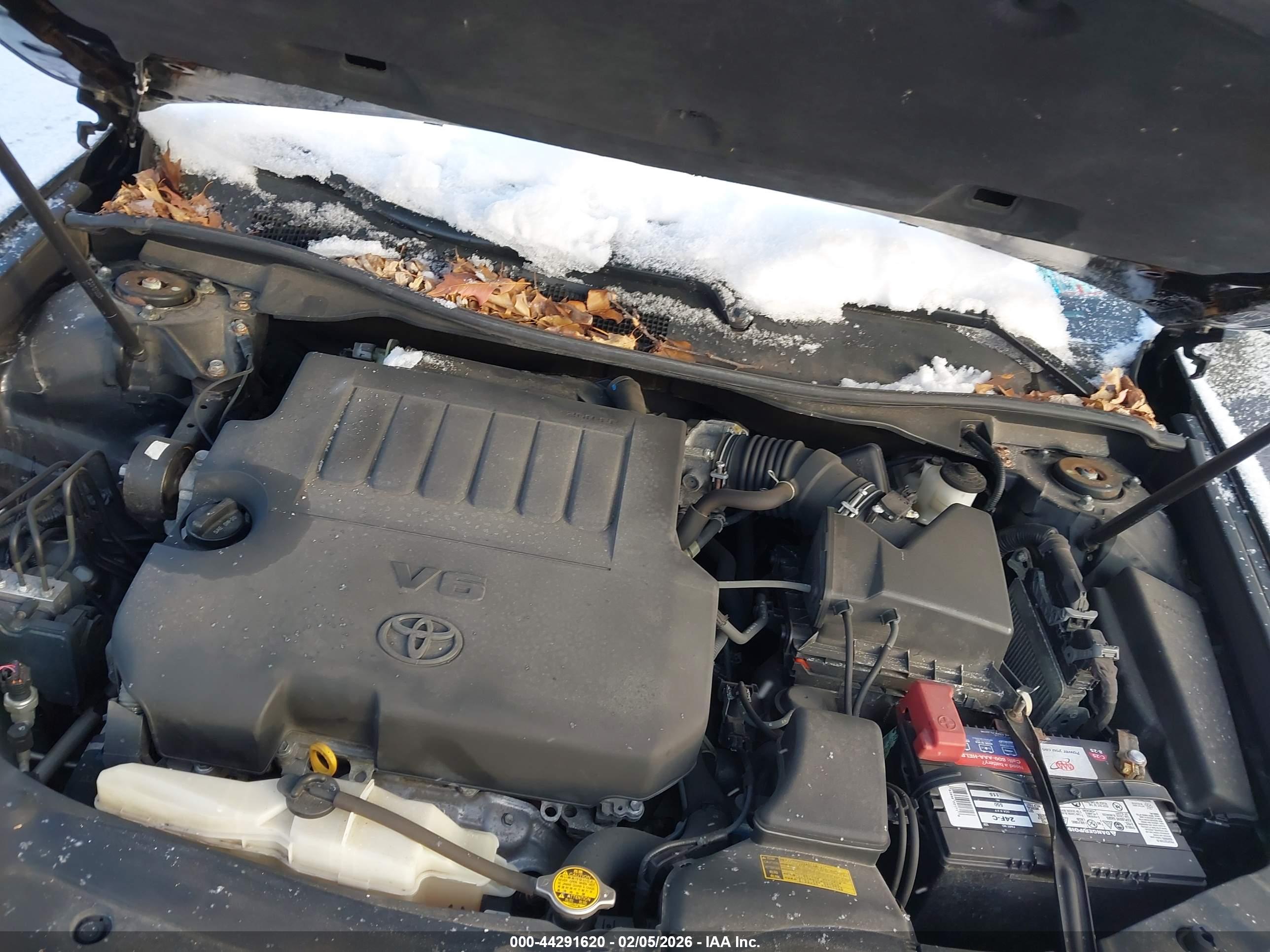 TOYOTA CAMRY image 10