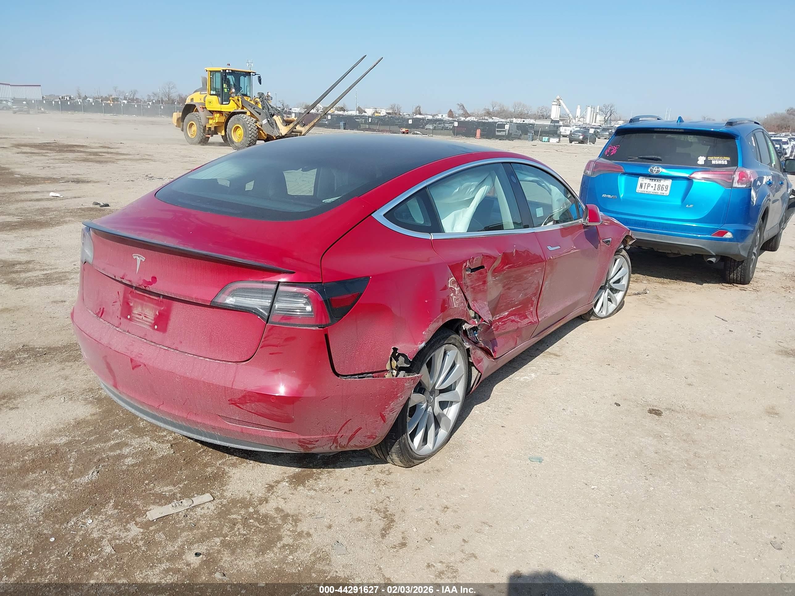 TESLA MODEL image 4