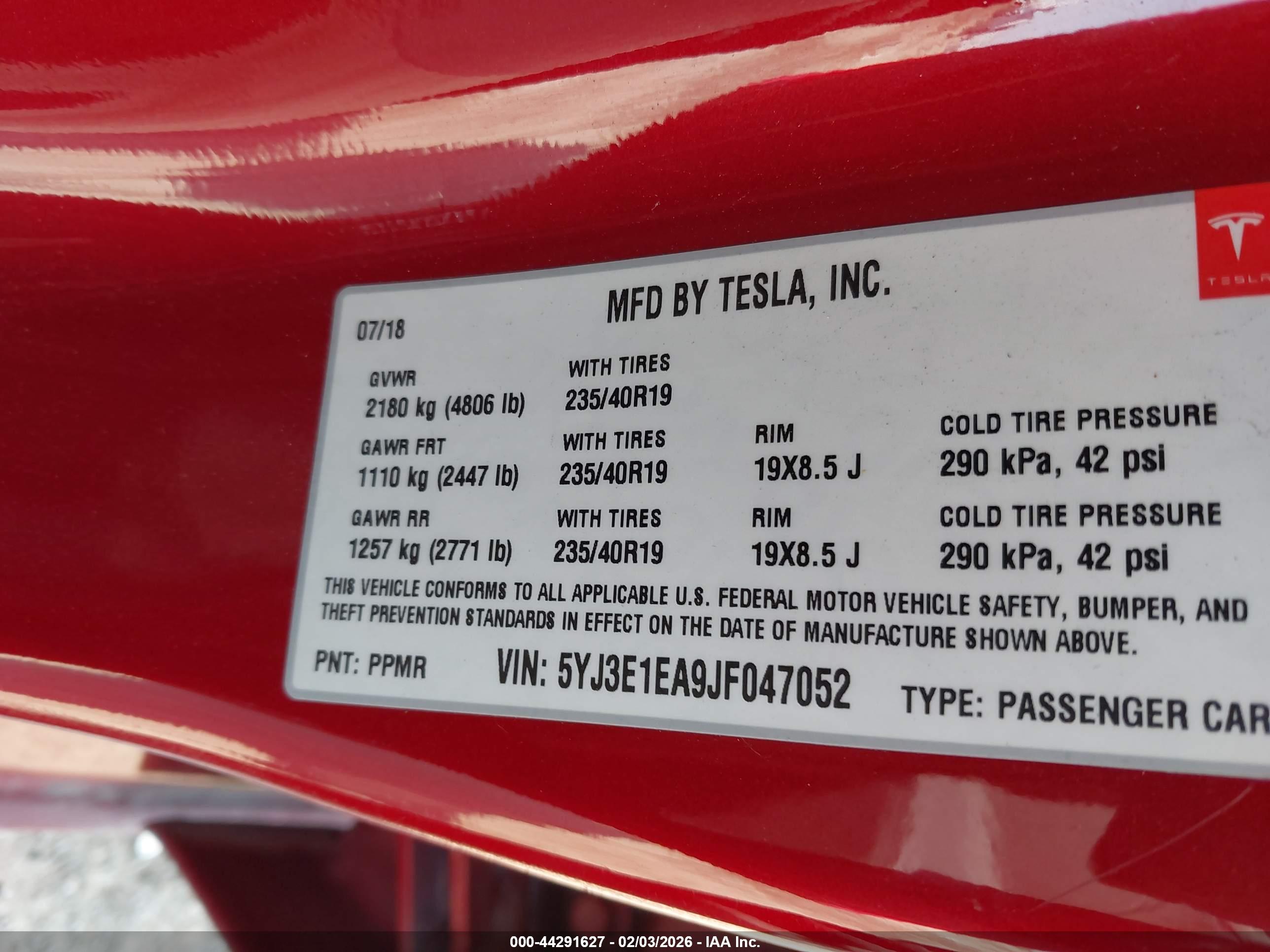 TESLA MODEL image 9