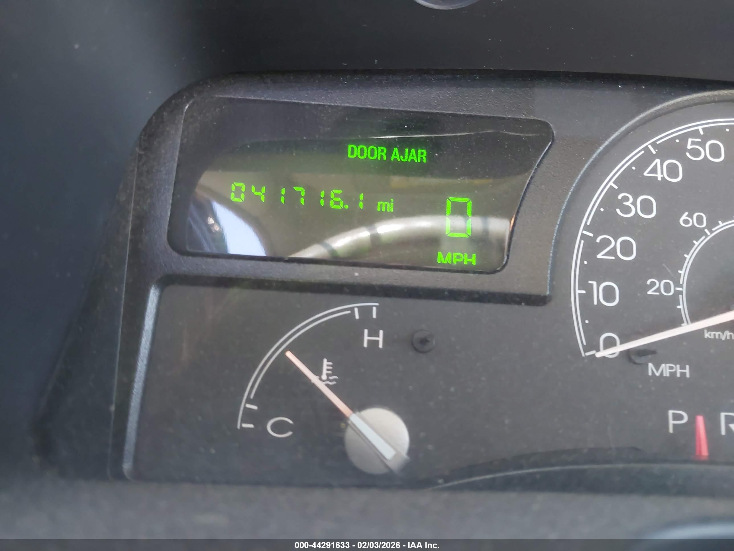 LINCOLN TOWN image 7