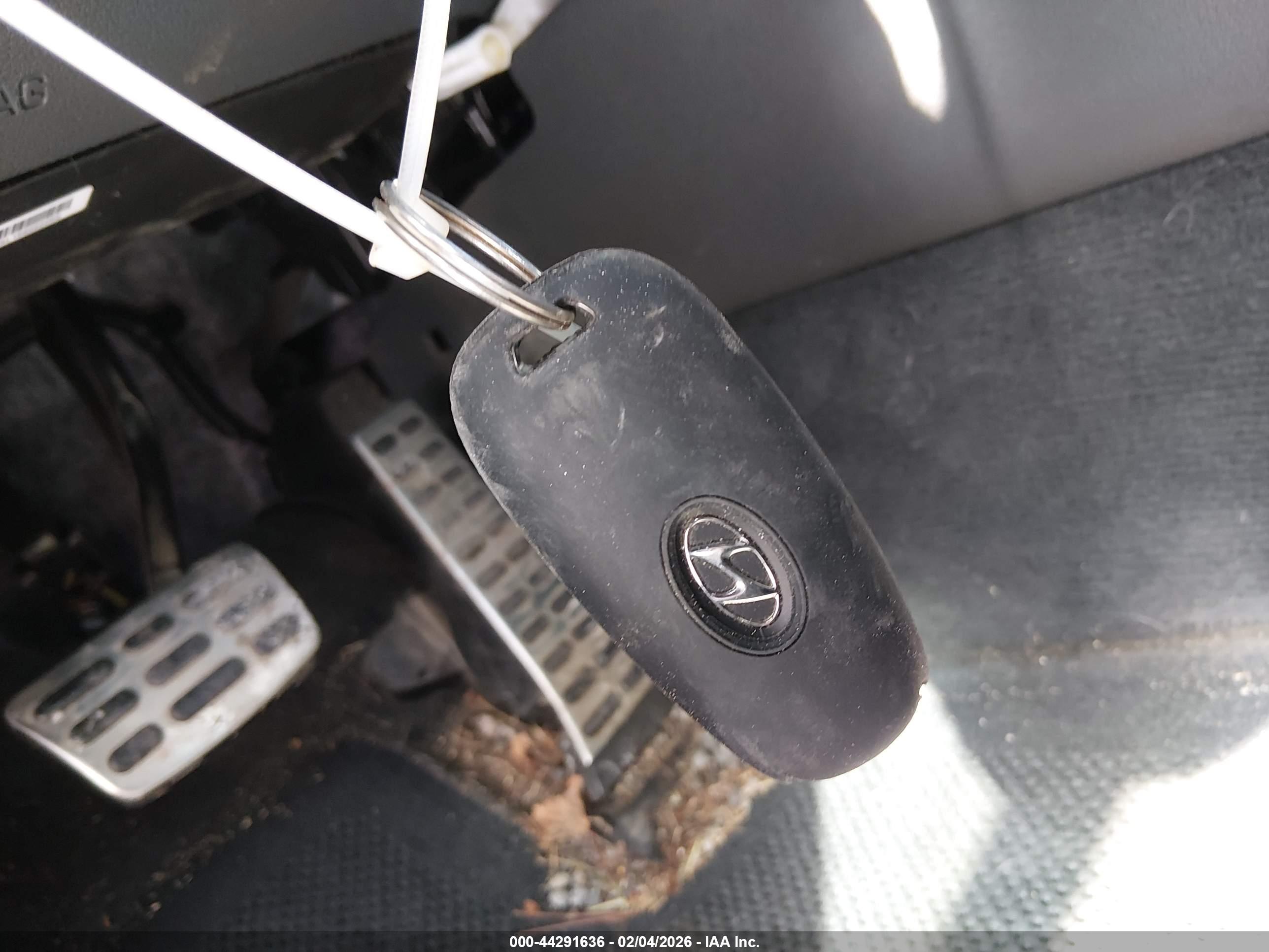 HYUNDAI SONATA image 11