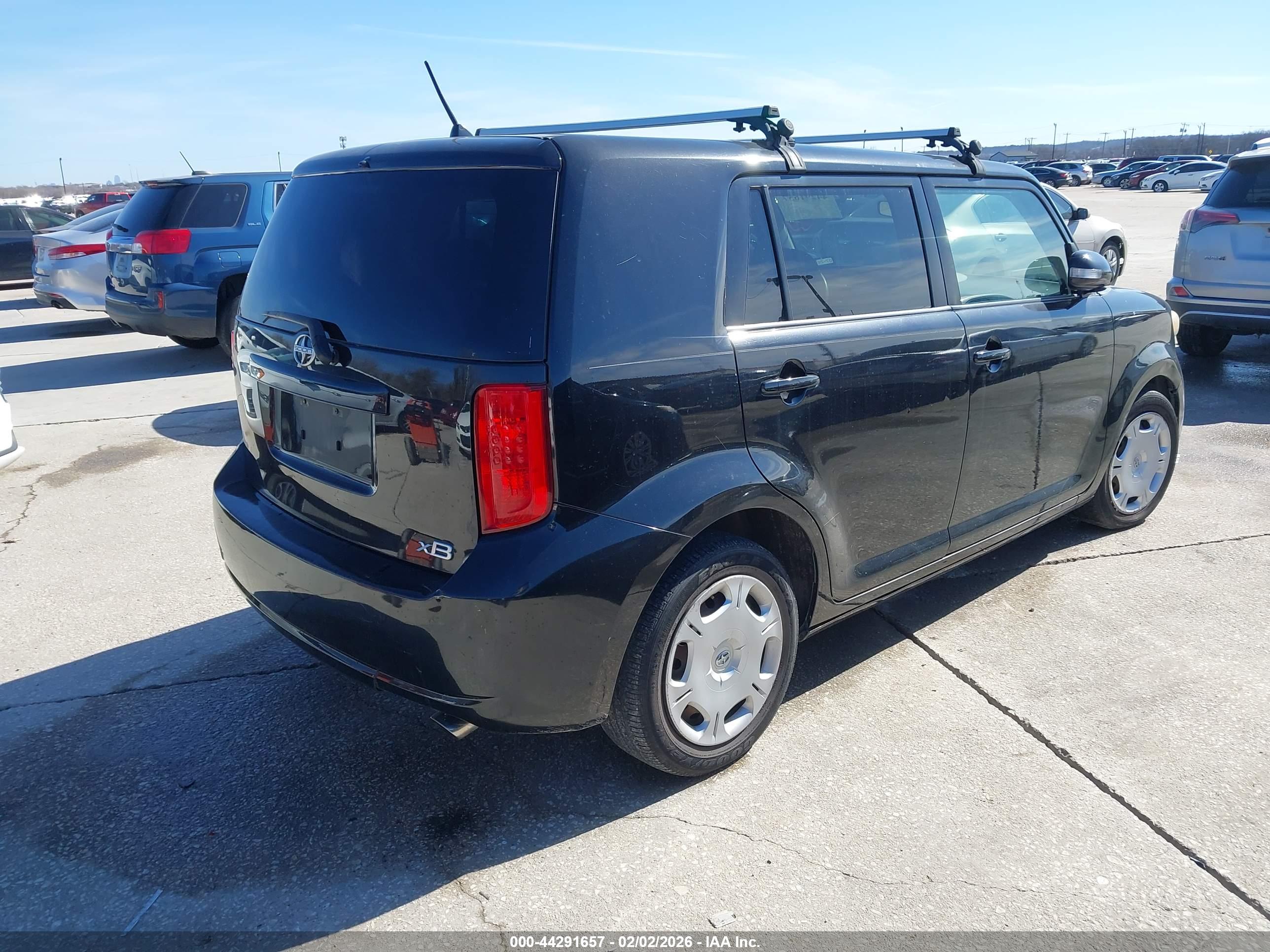 SCION XB image 4