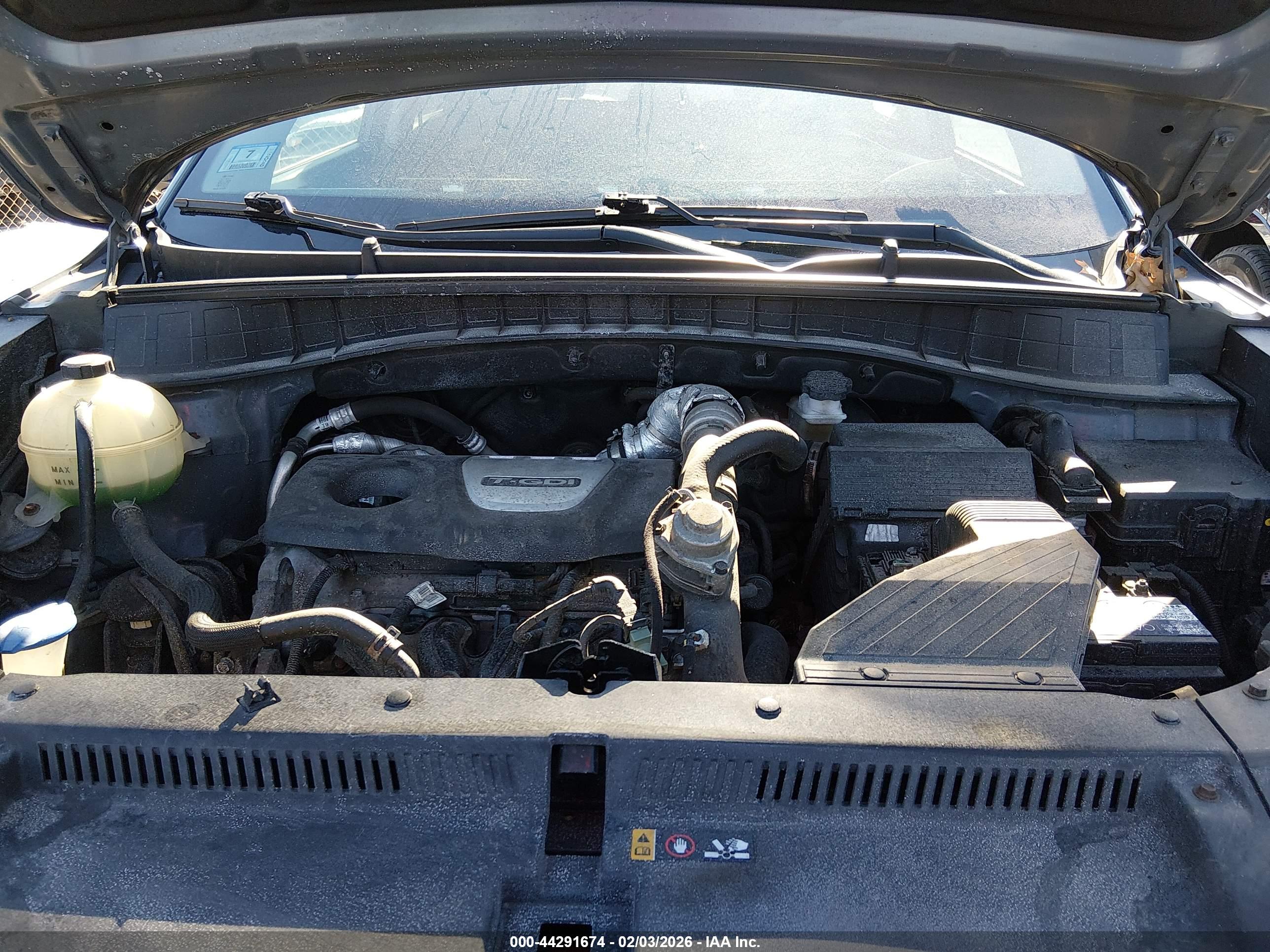 HYUNDAI TUCSON image 10