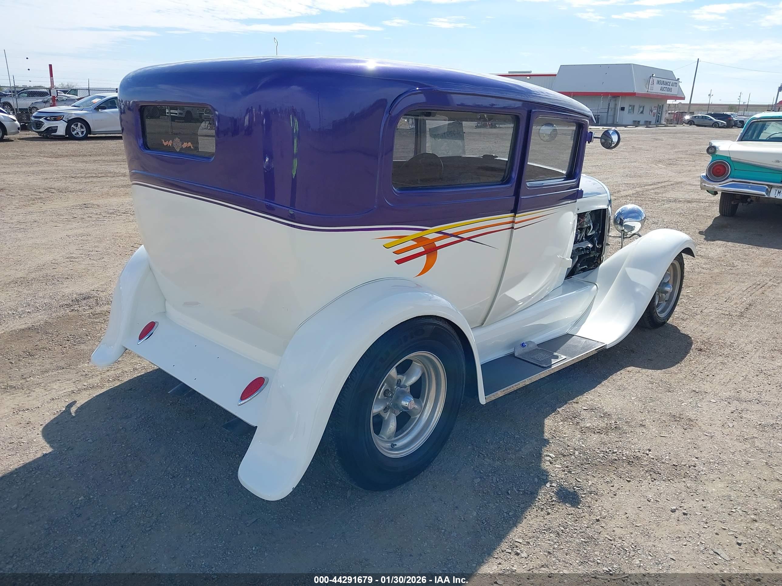 FORD MODEL image 4