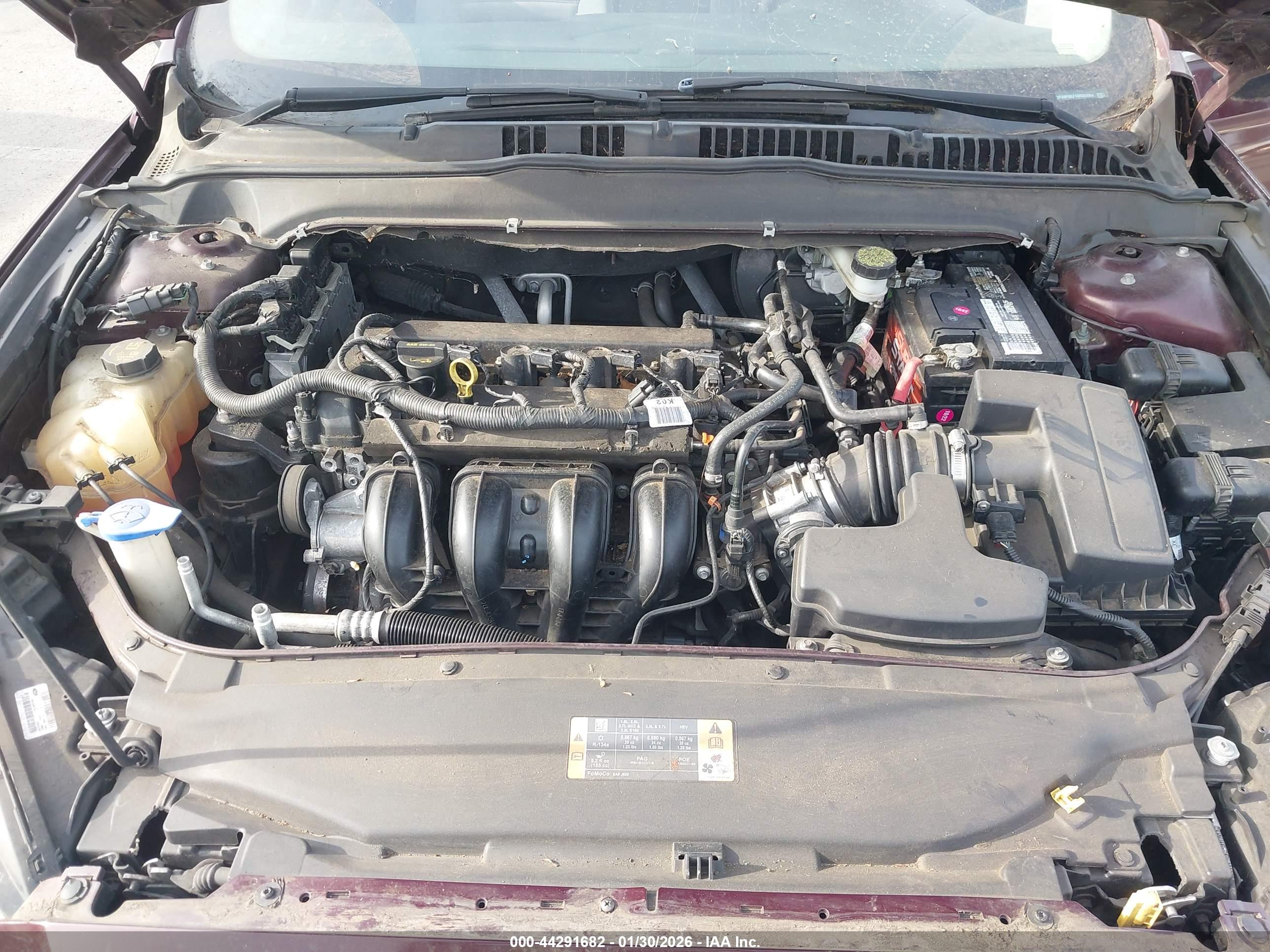 FORD FUSION image 10