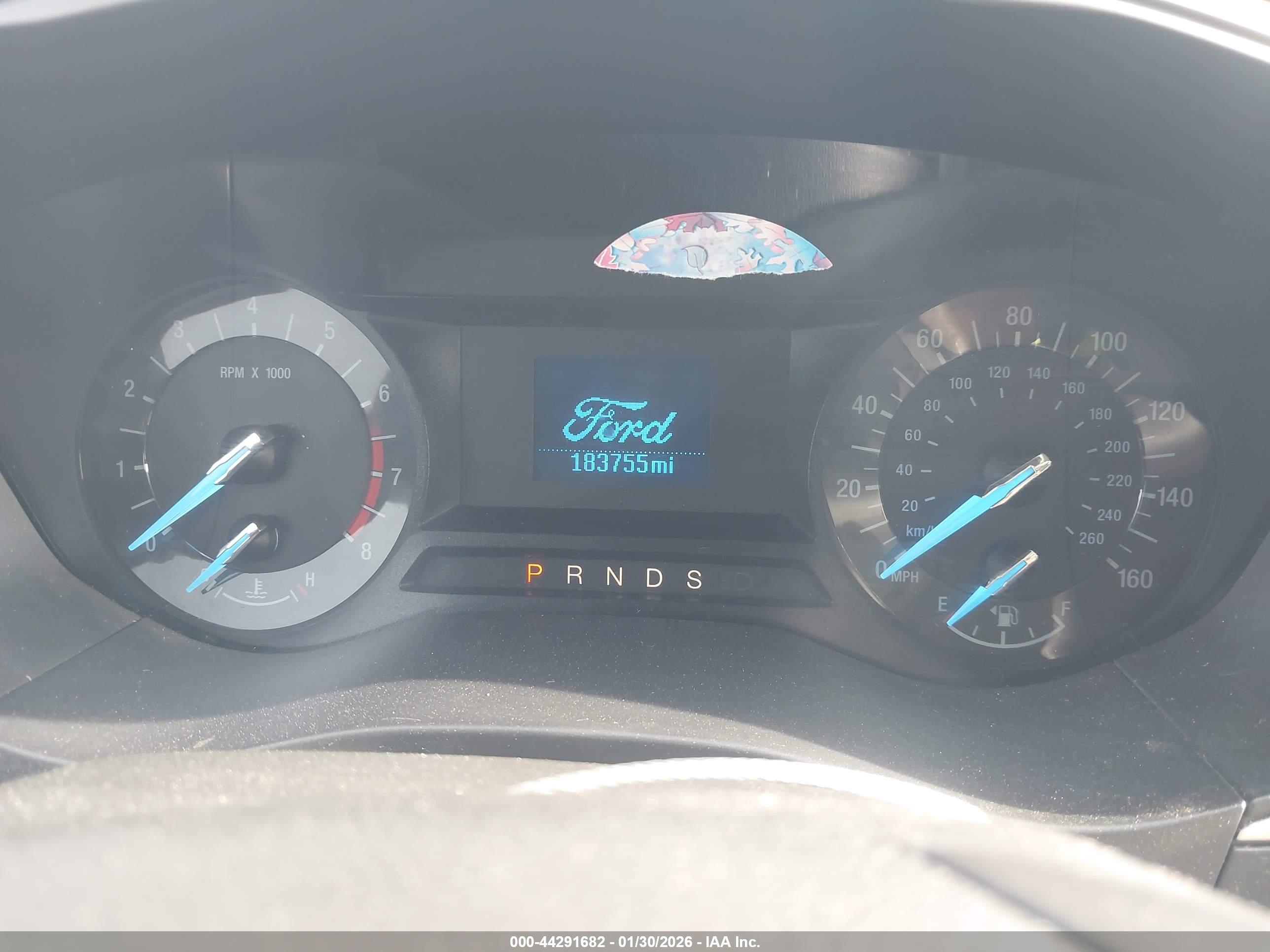 FORD FUSION image 7