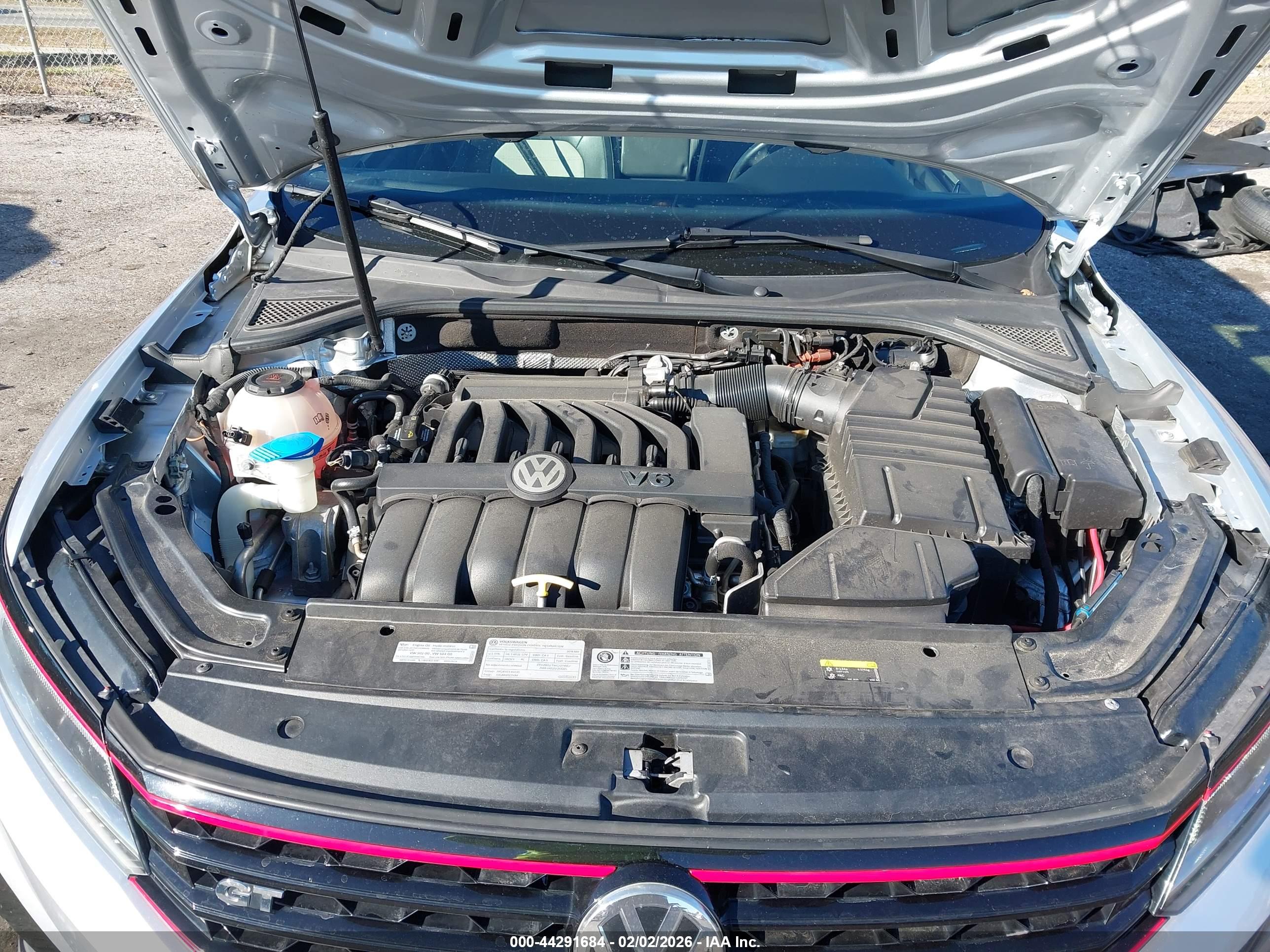 VOLKSWAGEN PASSAT image 10