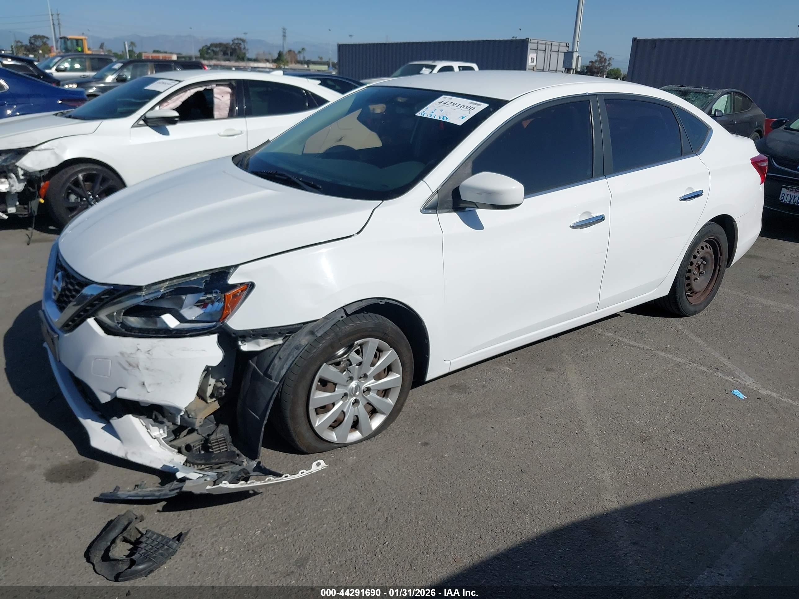 NISSAN SENTRA image 2