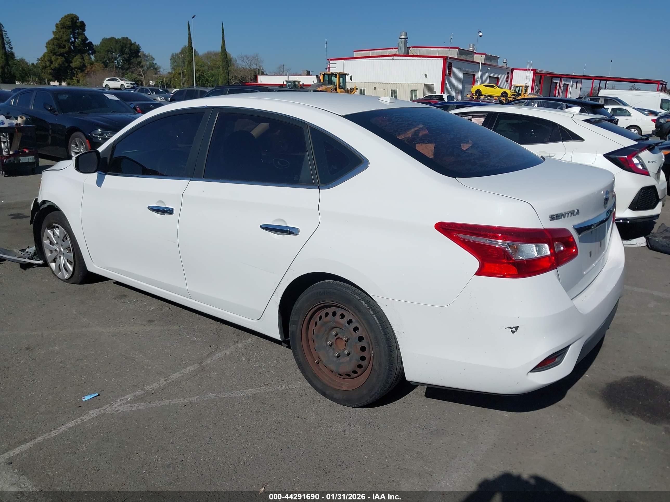 NISSAN SENTRA image 3