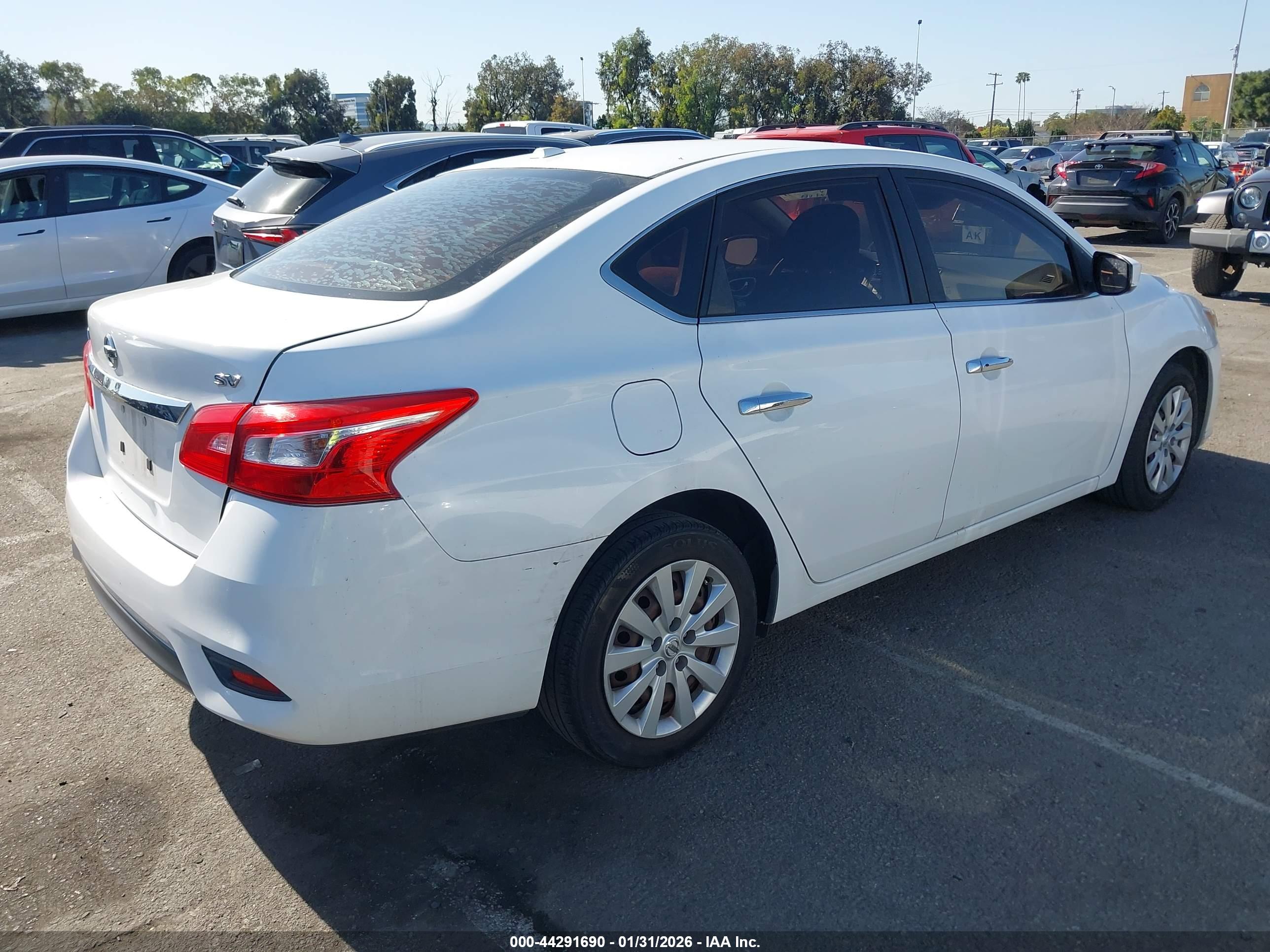 NISSAN SENTRA image 4