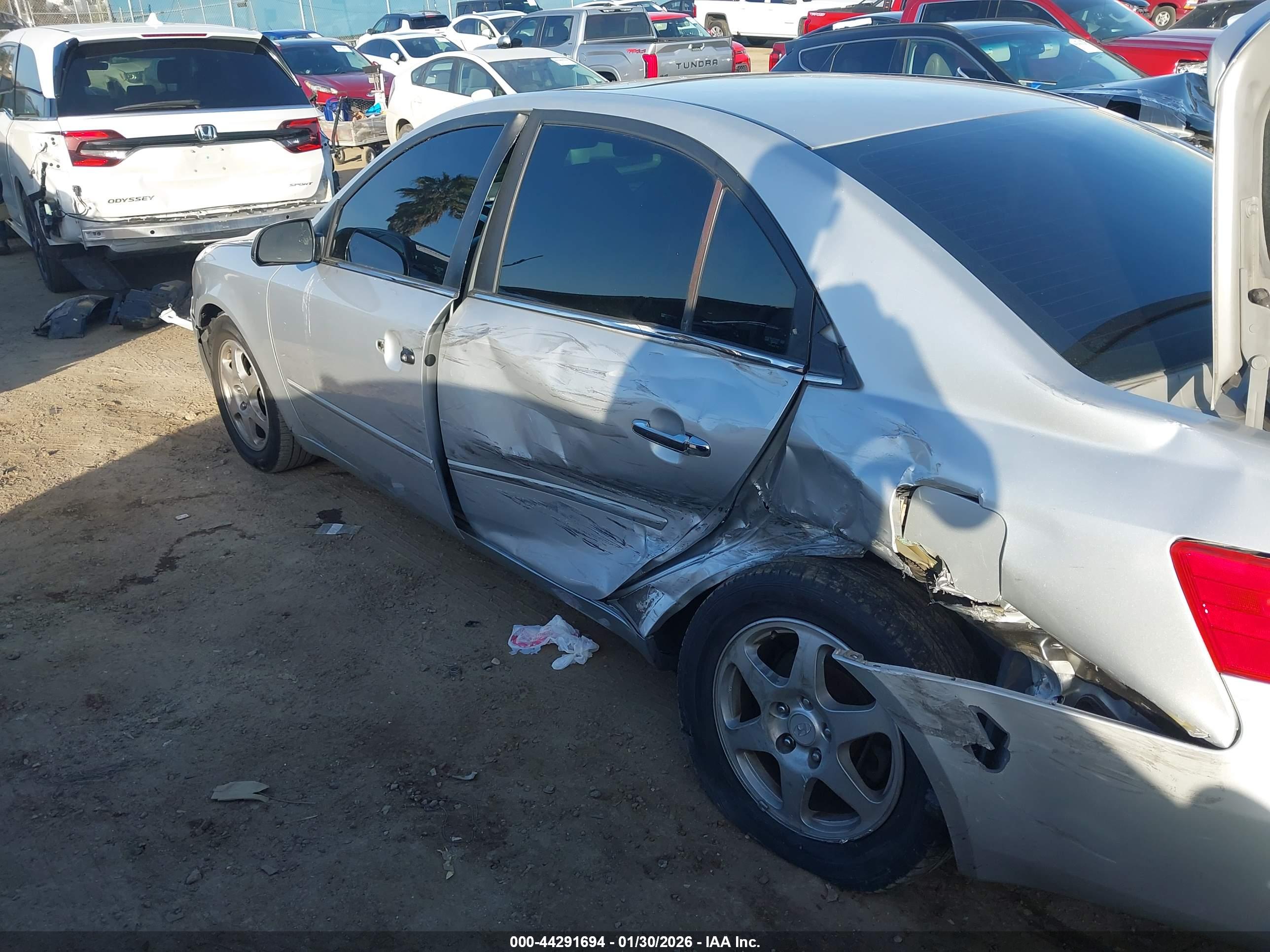 HYUNDAI SONATA image 6