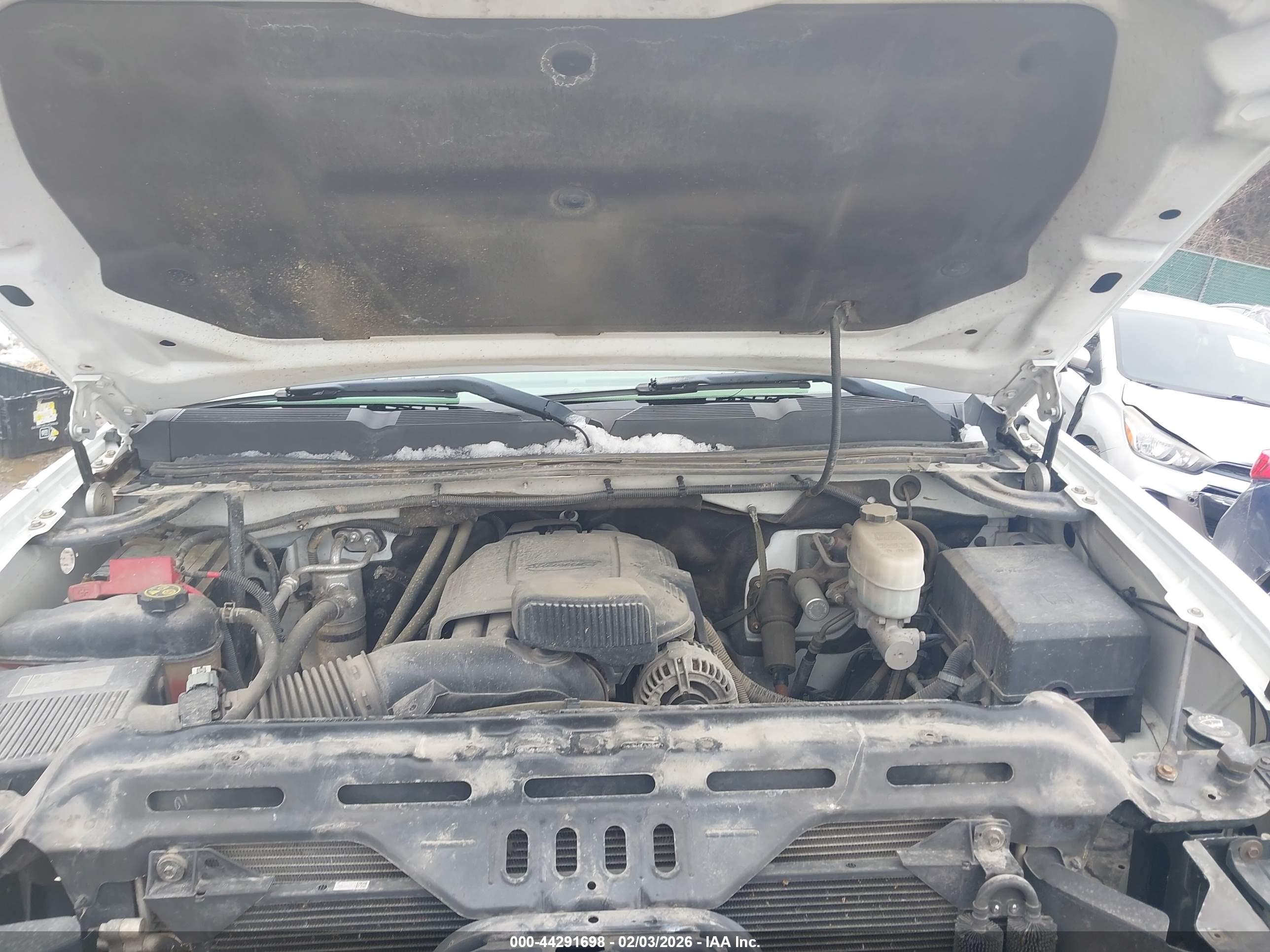 CHEVROLET SILVERADO image 10
