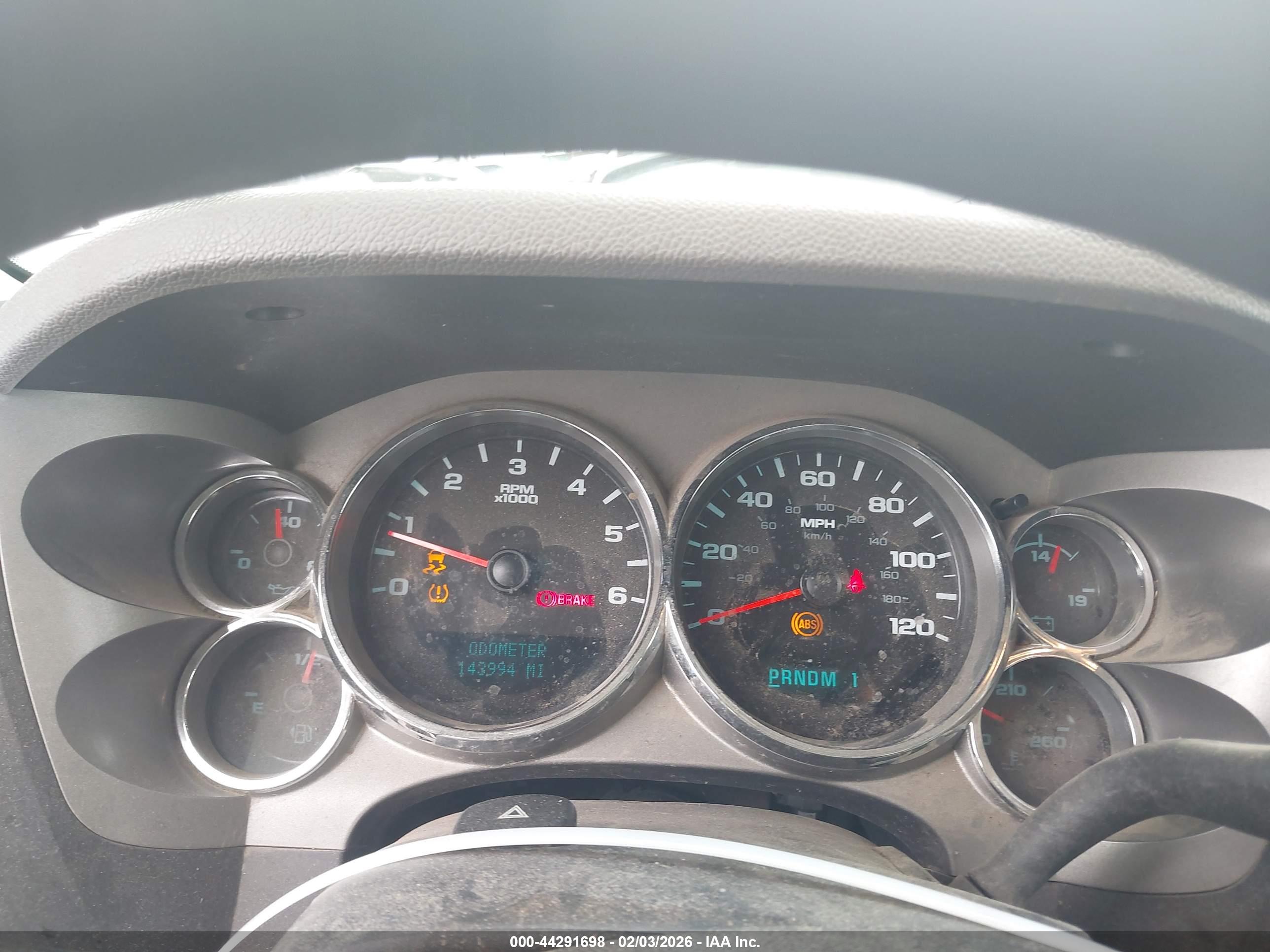 CHEVROLET SILVERADO image 7