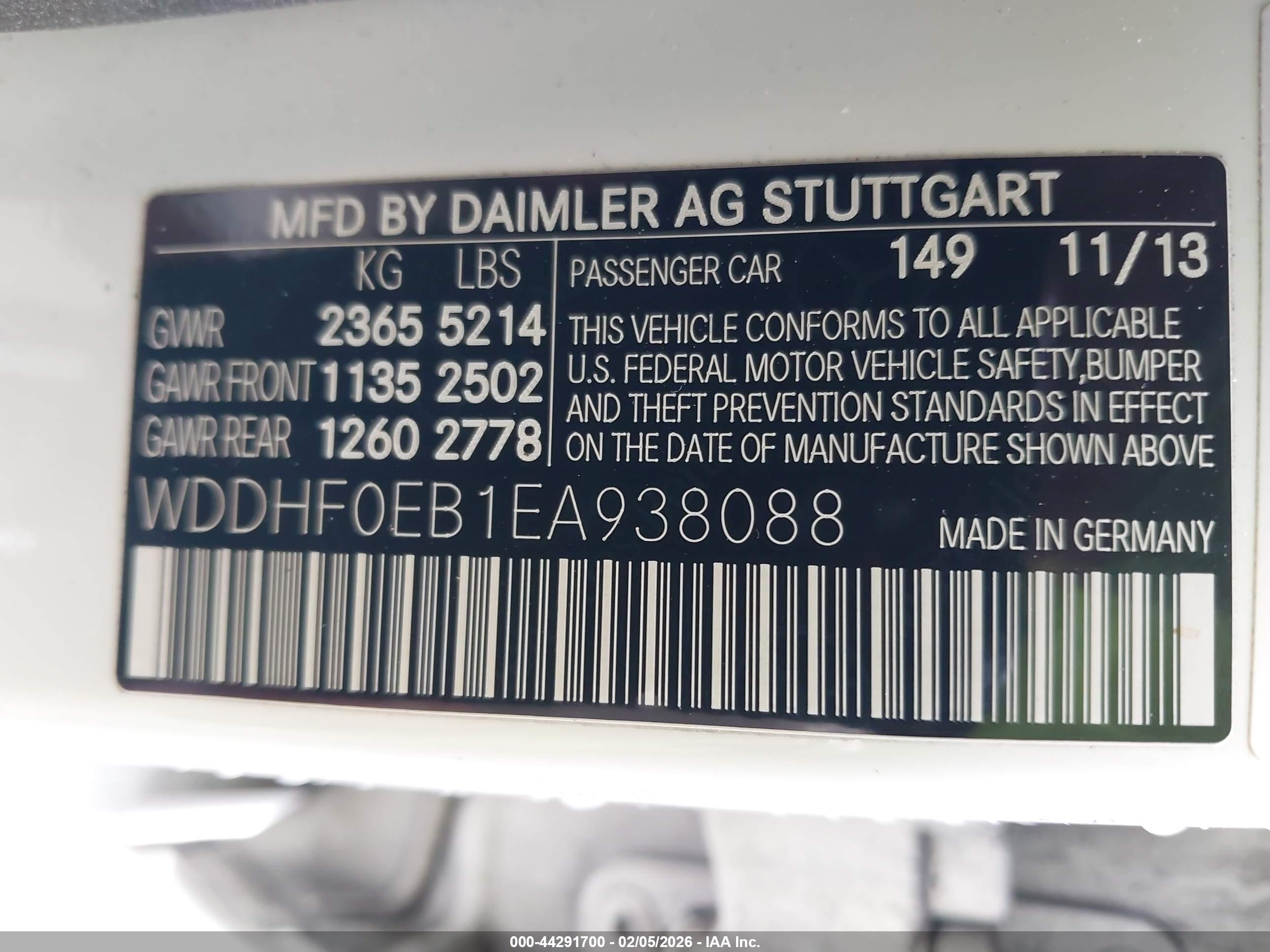 MERCEDES-BENZ E image 9