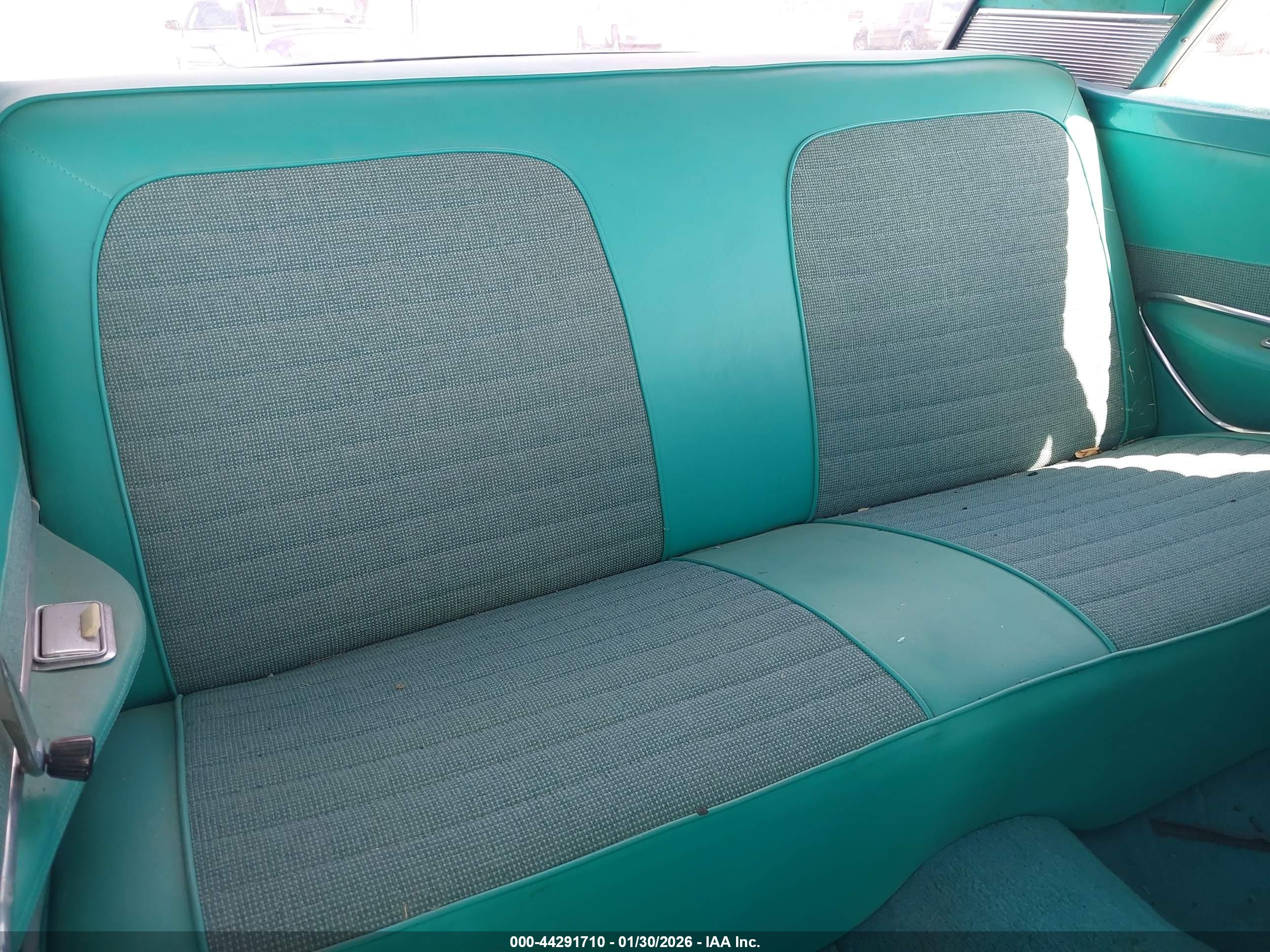 FORD FAIRLANE image 8