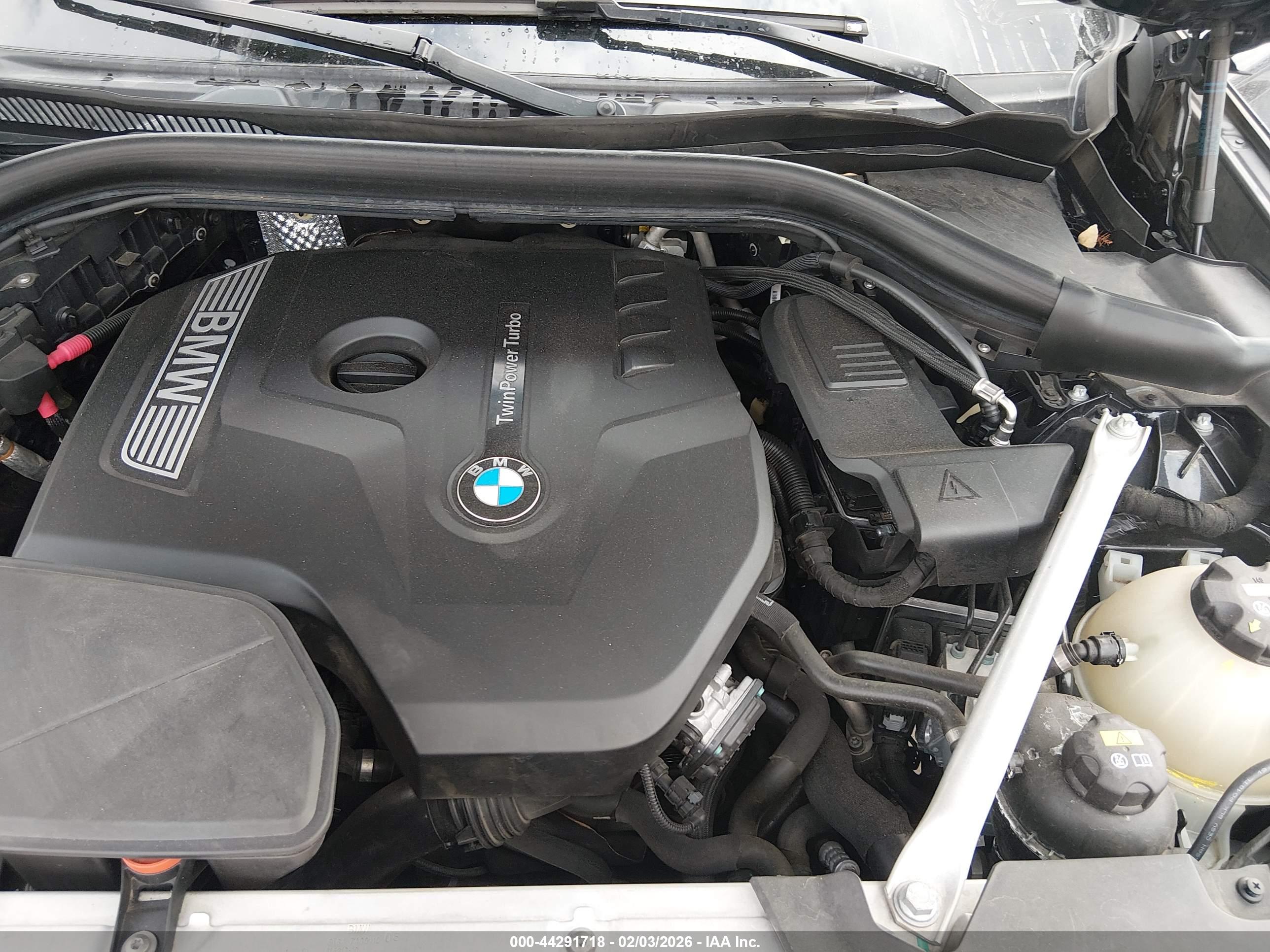 BMW X4 image 10
