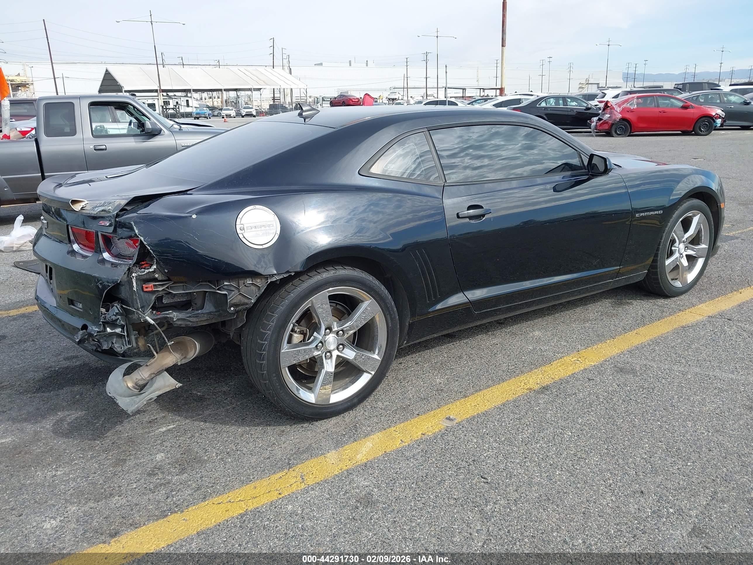 CHEVROLET CAMARO image 4