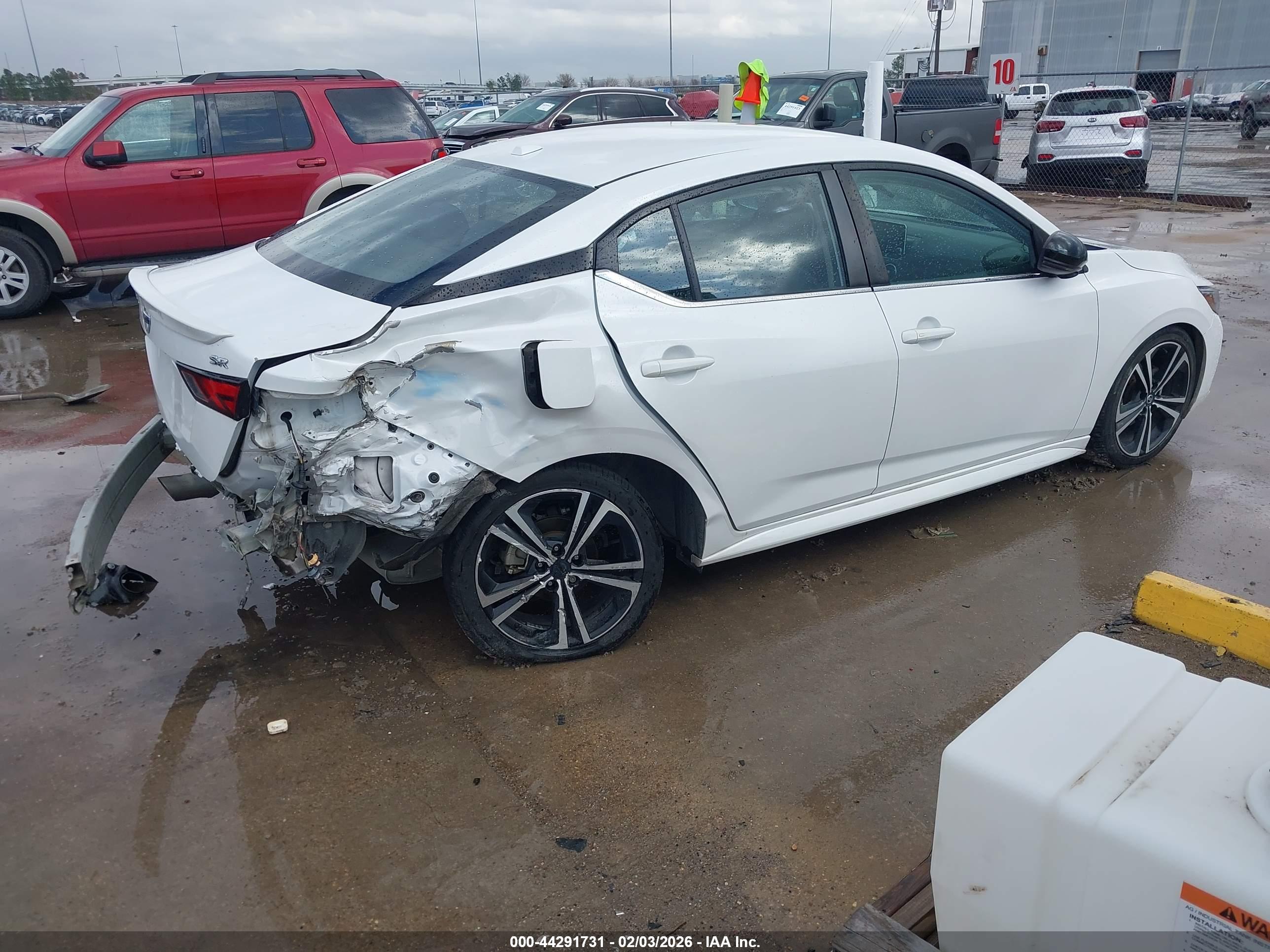 NISSAN SENTRA image 4