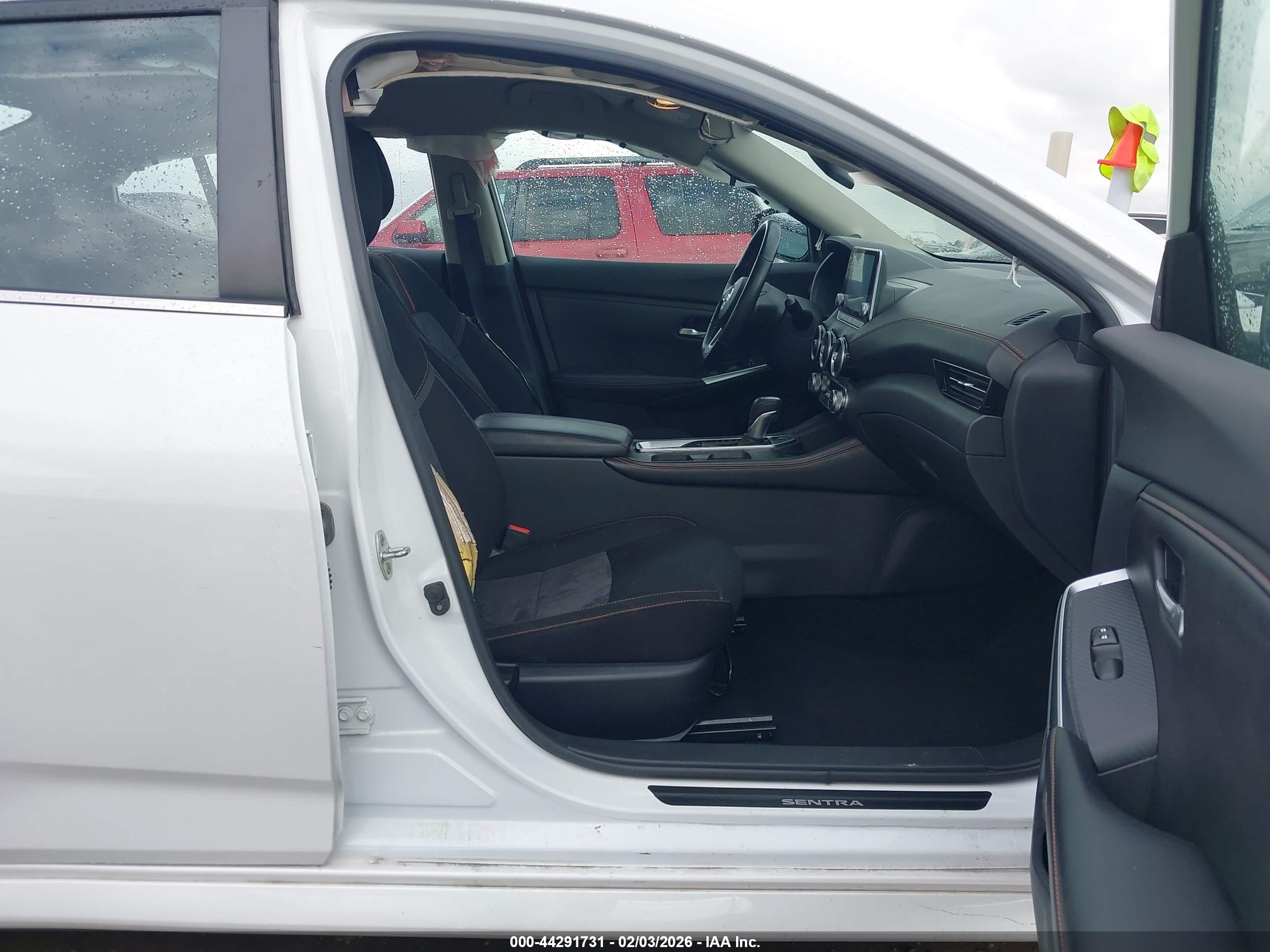 NISSAN SENTRA image 5