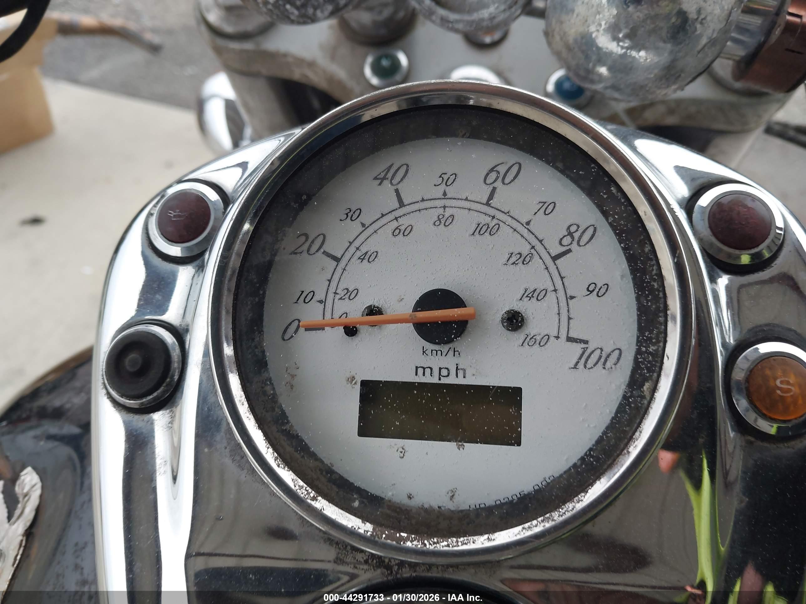 HONDA VT750 image 7