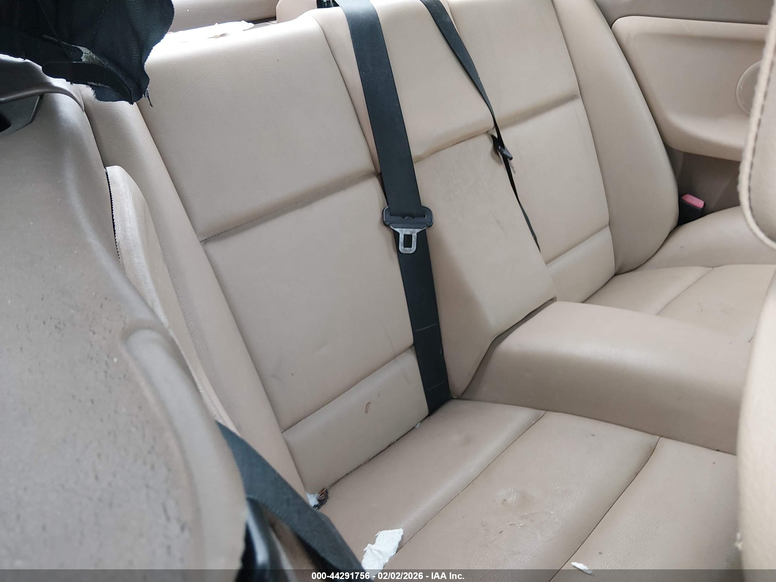 BMW 318IC image 8