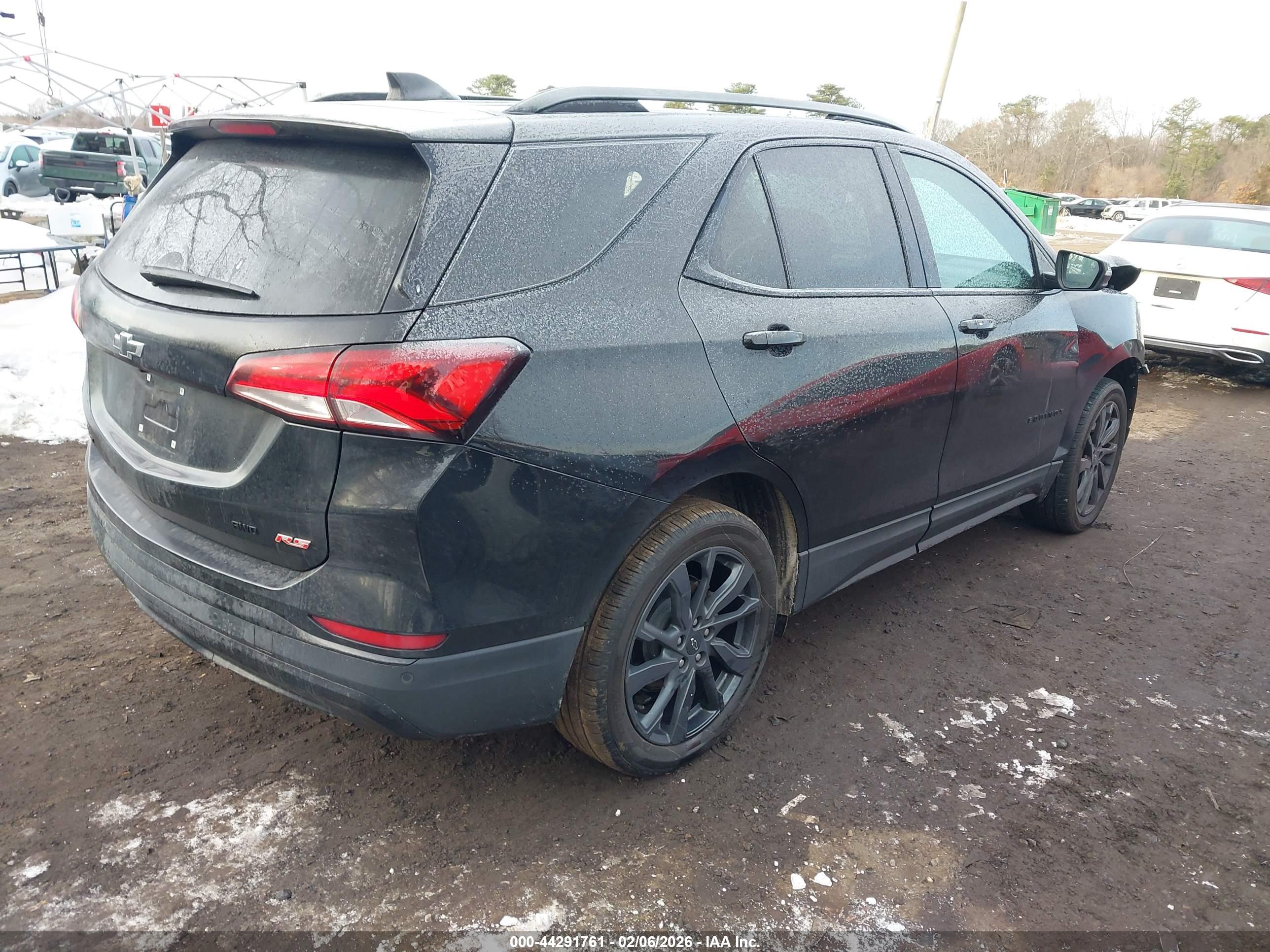 CHEVROLET EQUINOX image 4