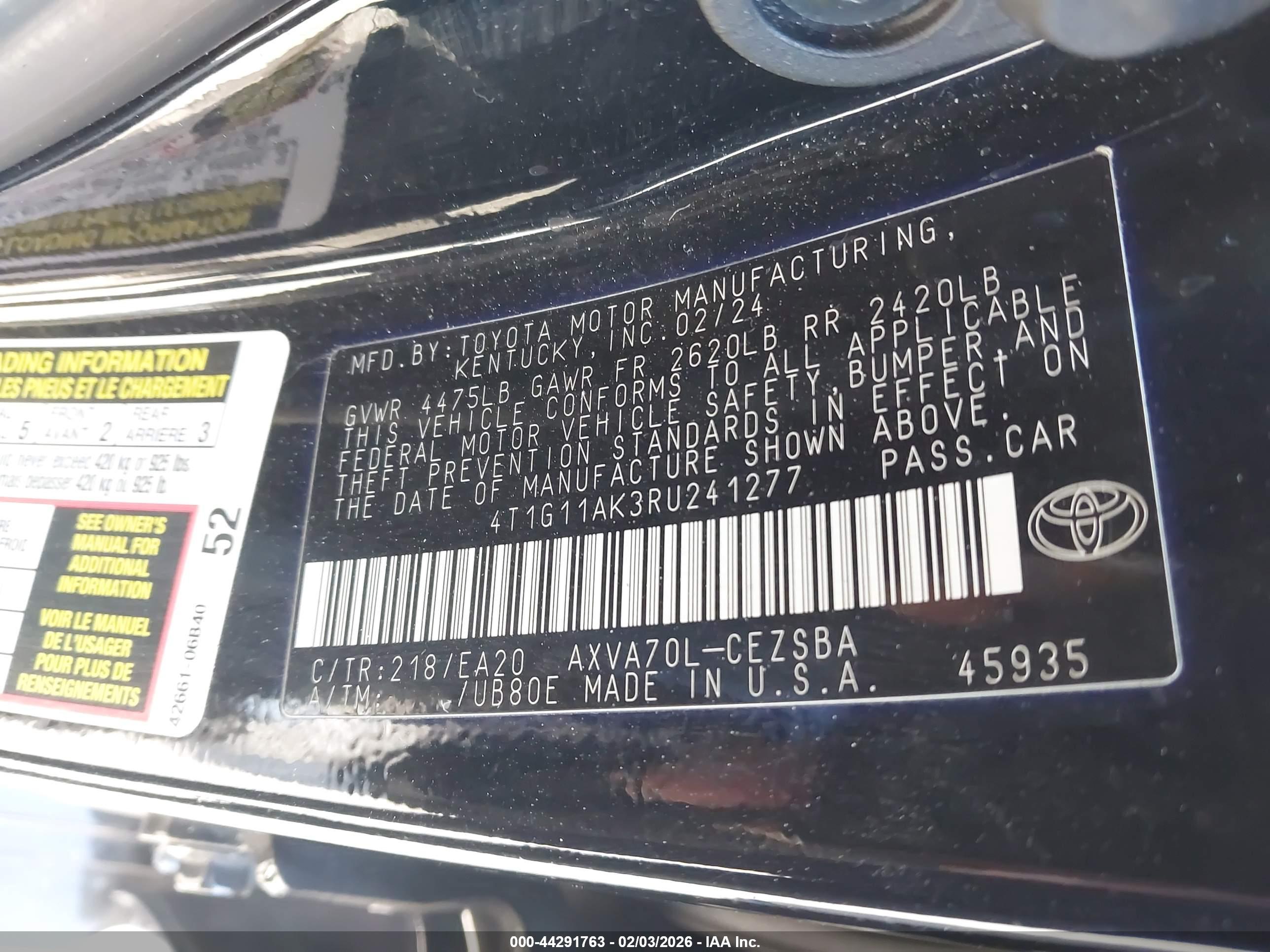 TOYOTA CAMRY image 9