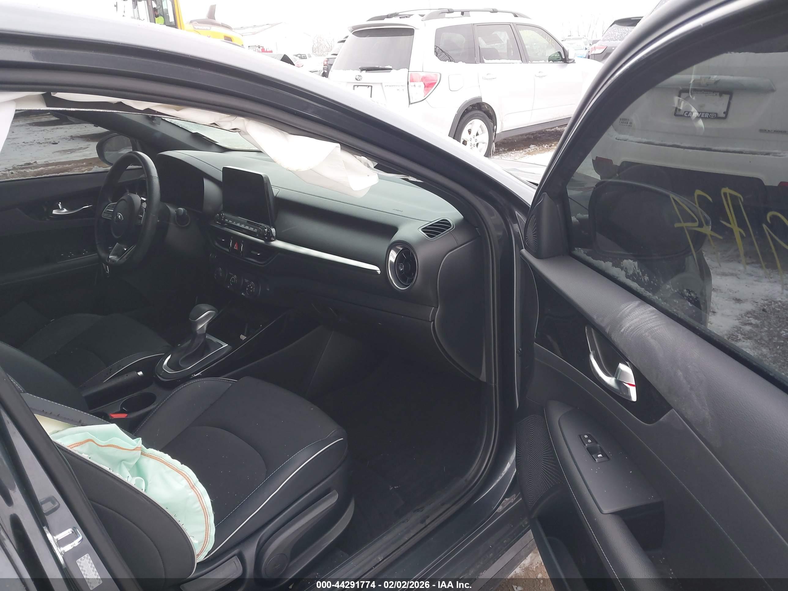 KIA FORTE image 5