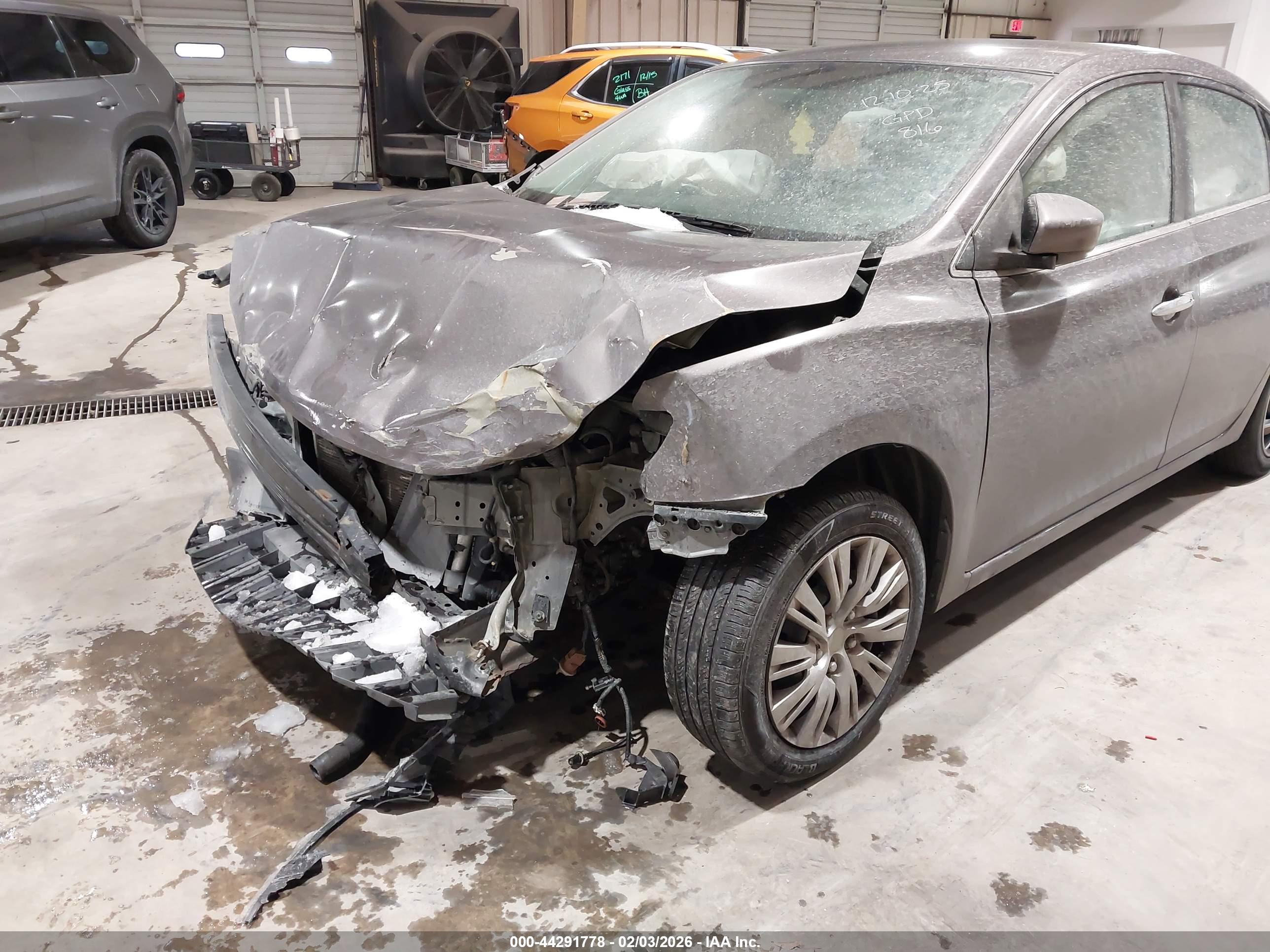 NISSAN SENTRA image 6