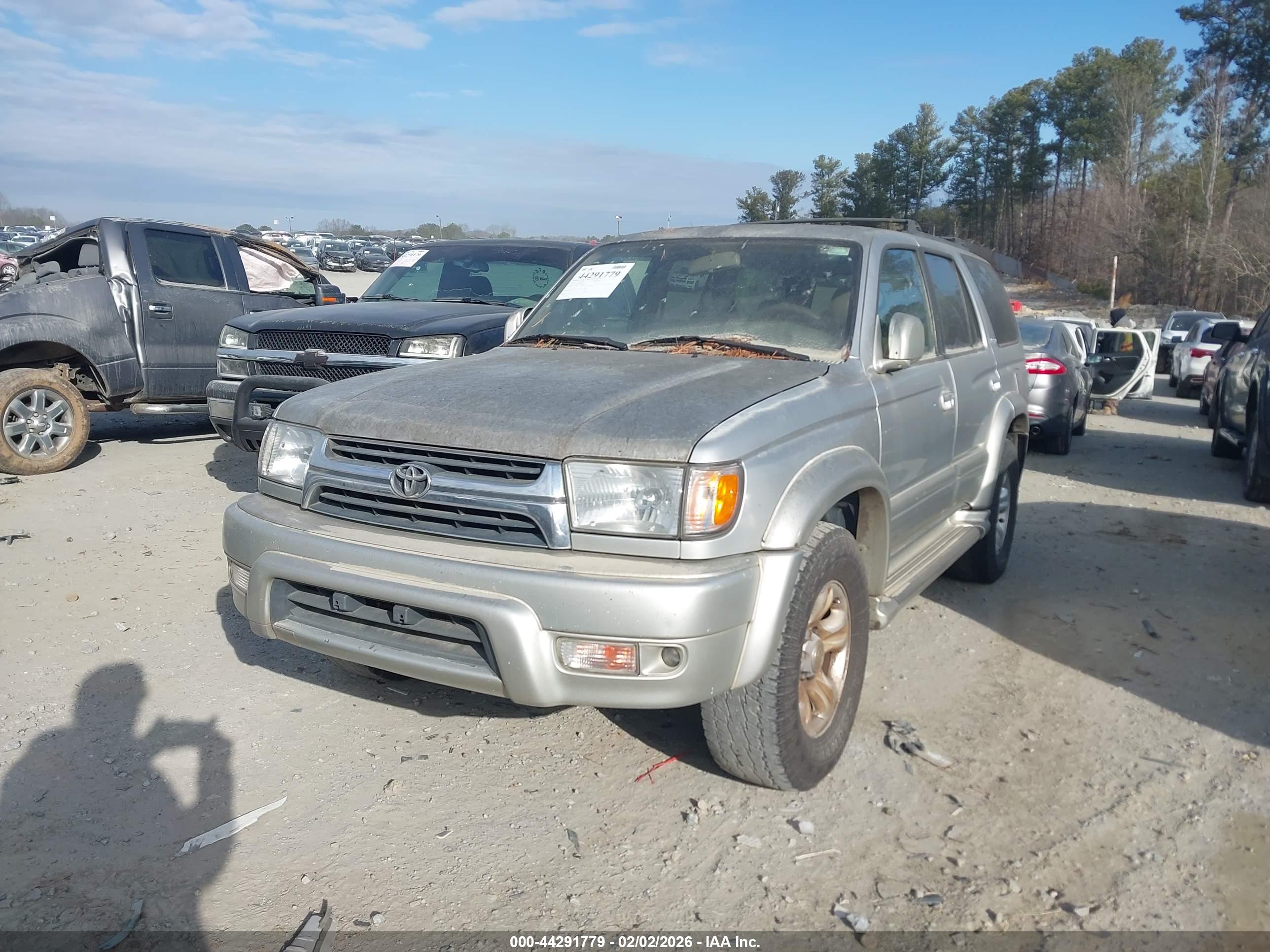 TOYOTA 4RUNNER image 2