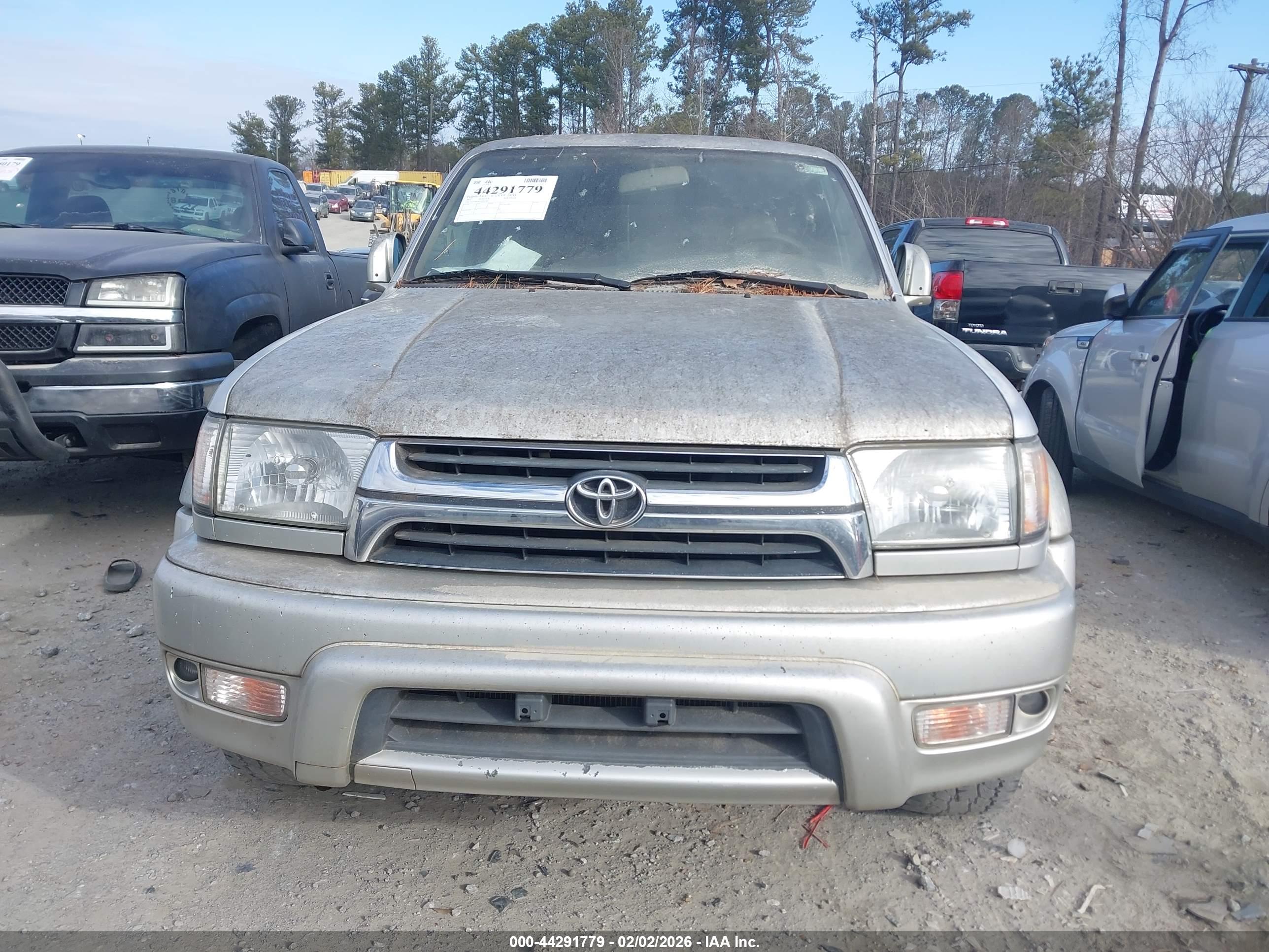 TOYOTA 4RUNNER image 6