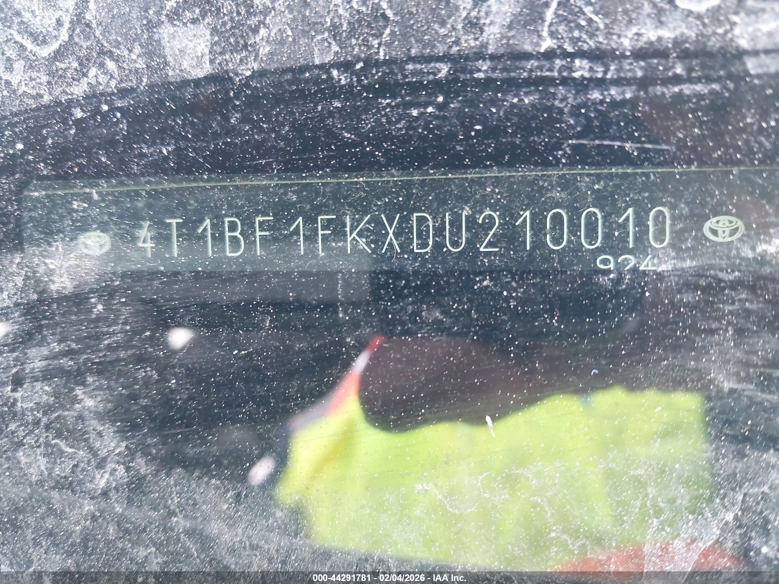 TOYOTA CAMRY image 9