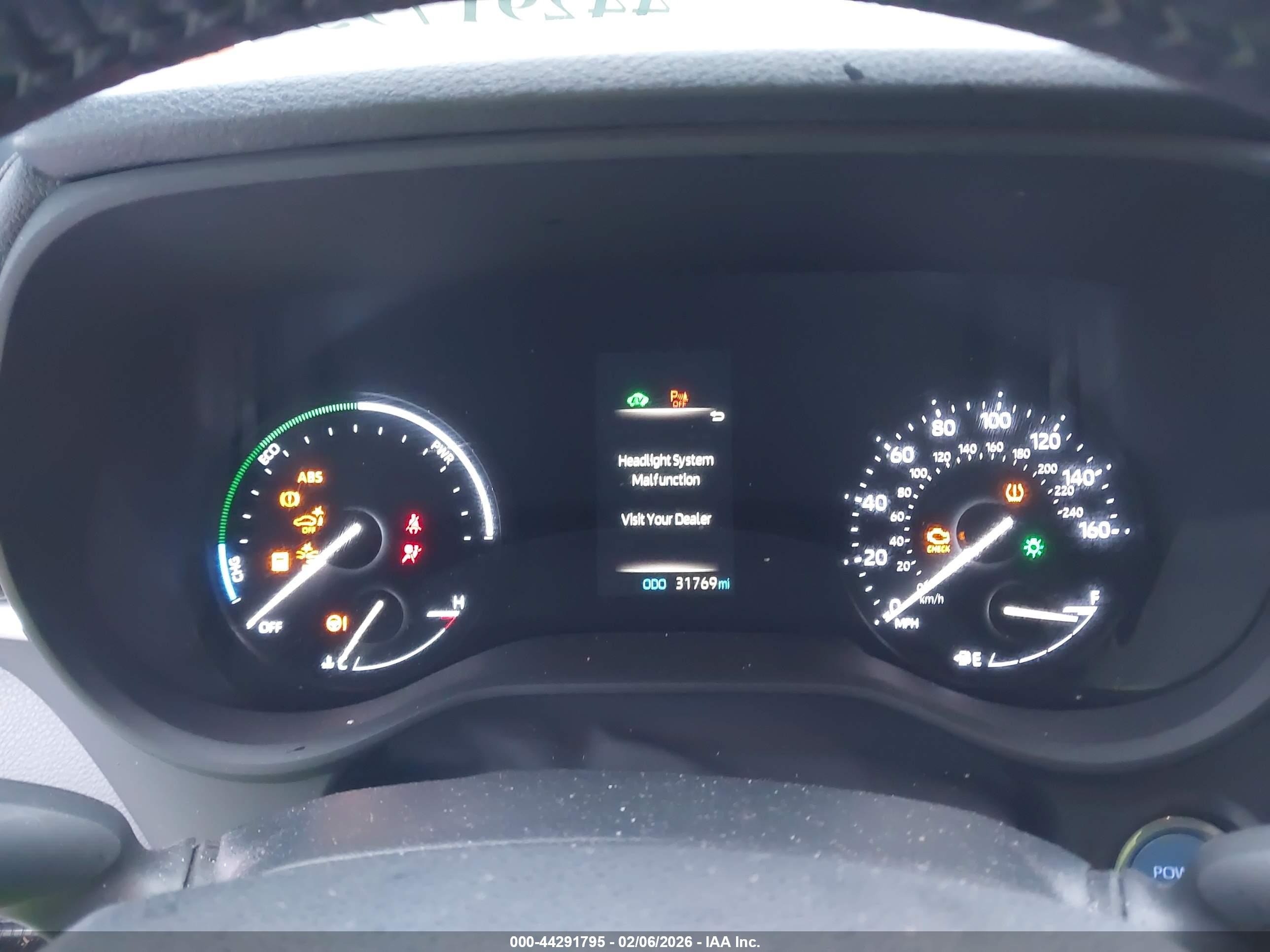 TOYOTA SIENNA image 7