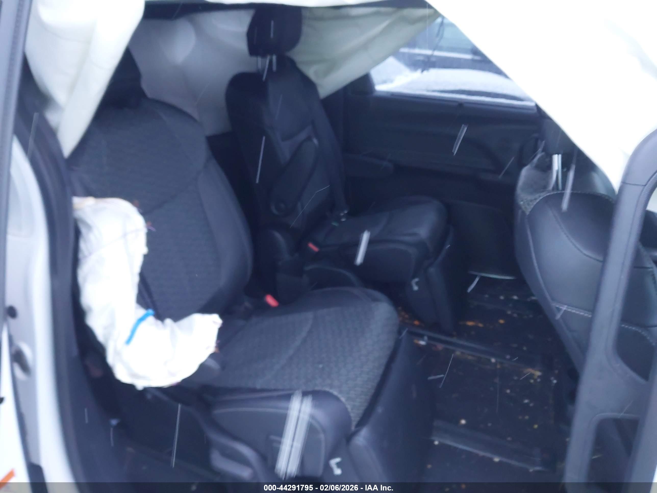 TOYOTA SIENNA image 8