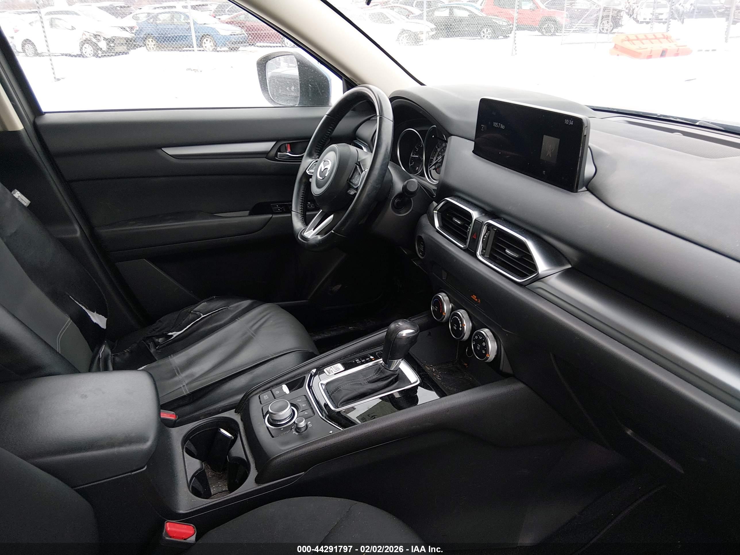 MAZDA CX-5 image 5