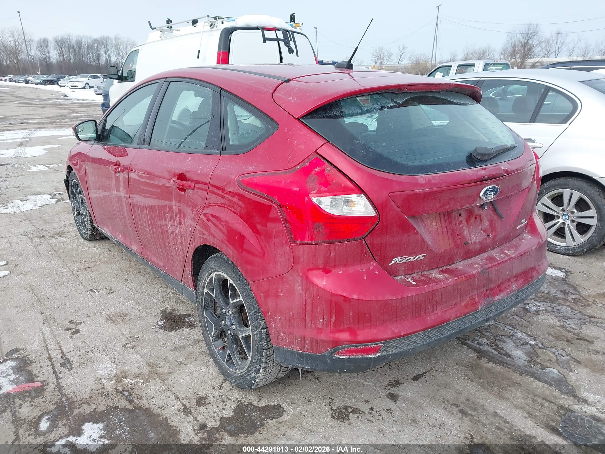 FORD FOCUS image 3