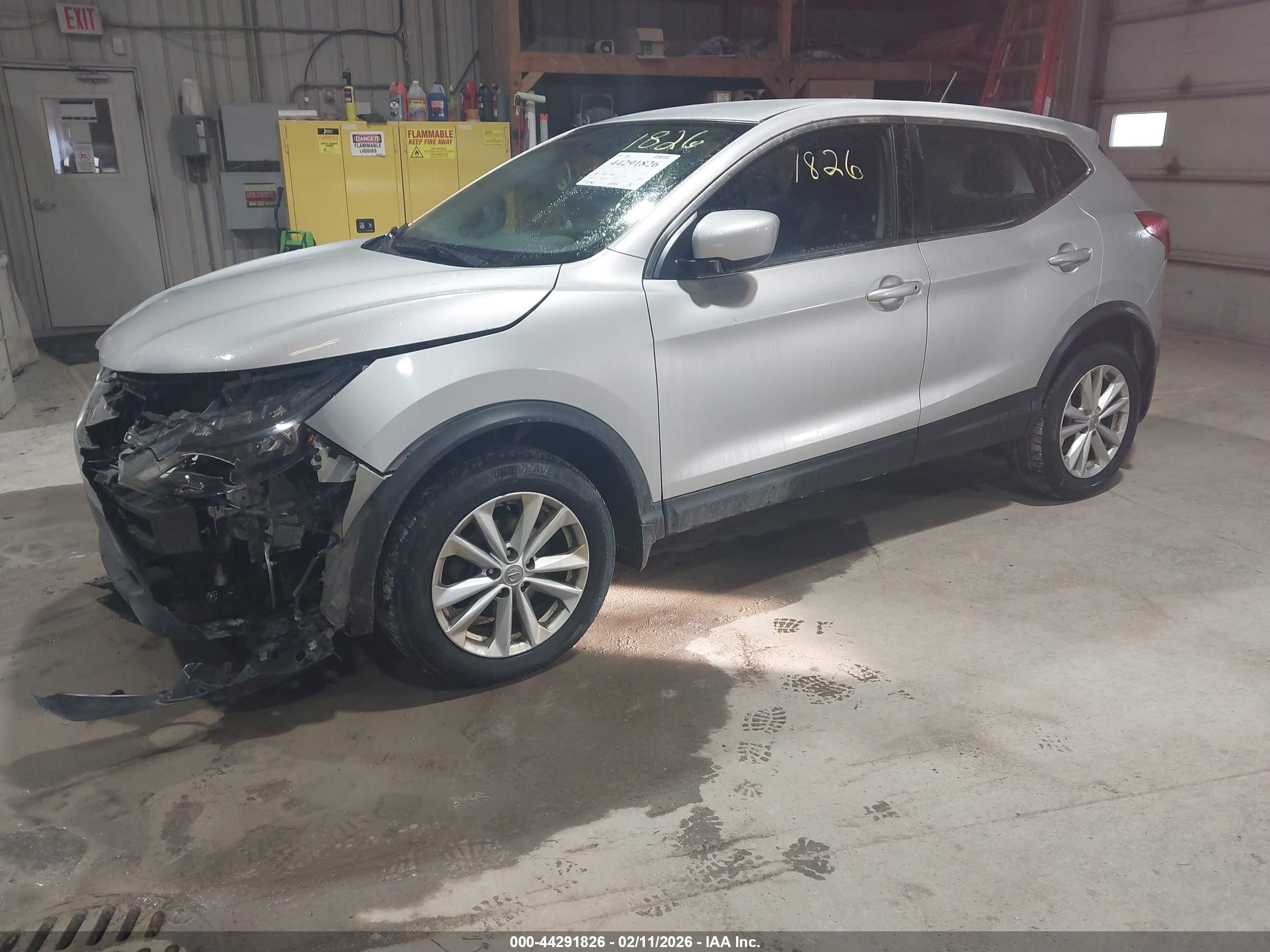 NISSAN ROGUE image 2