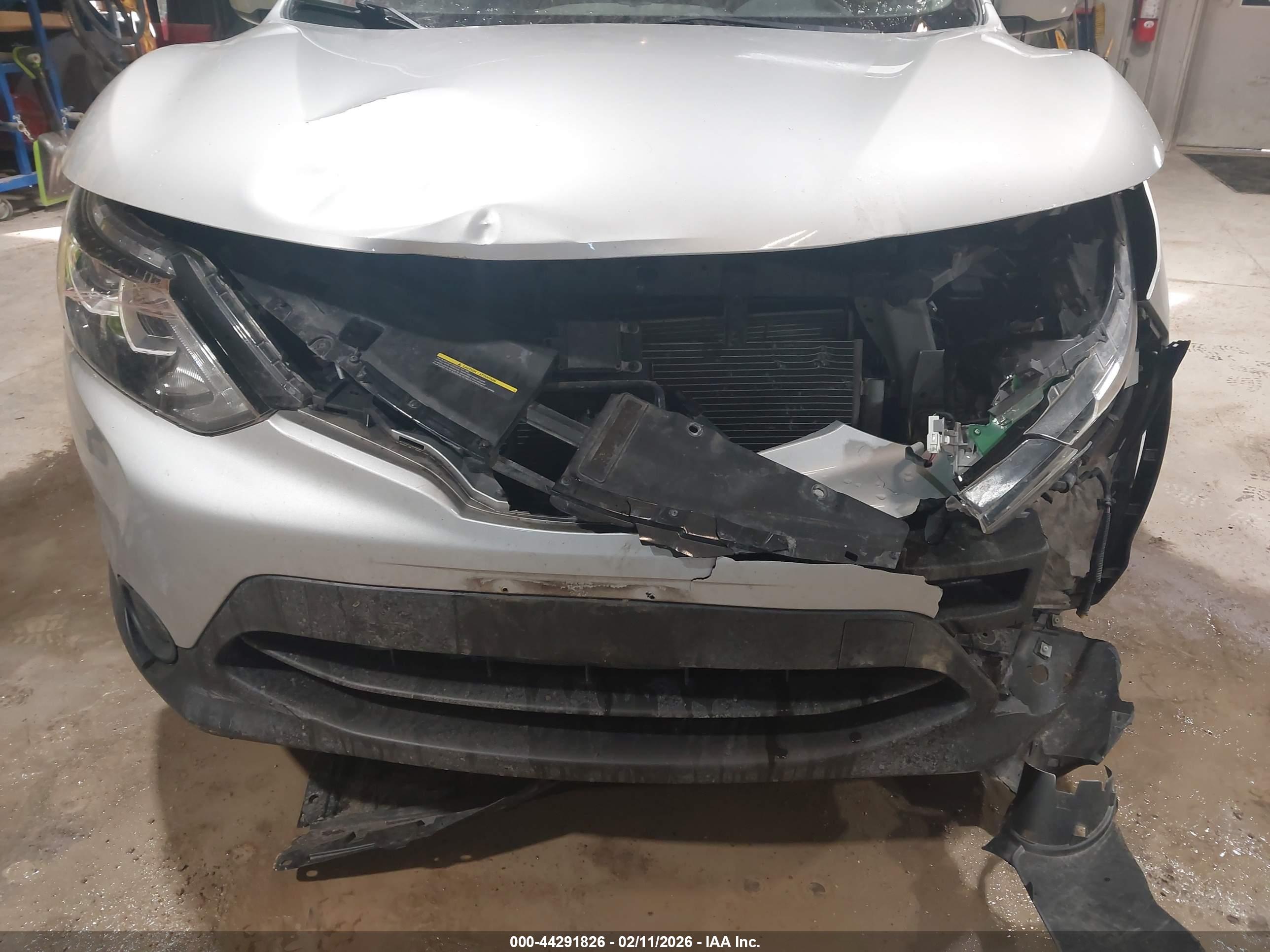 NISSAN ROGUE image 6