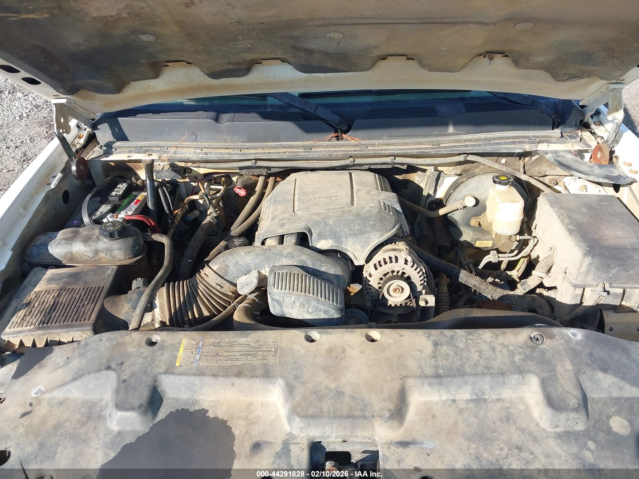 CHEVROLET SILVERADO image 10