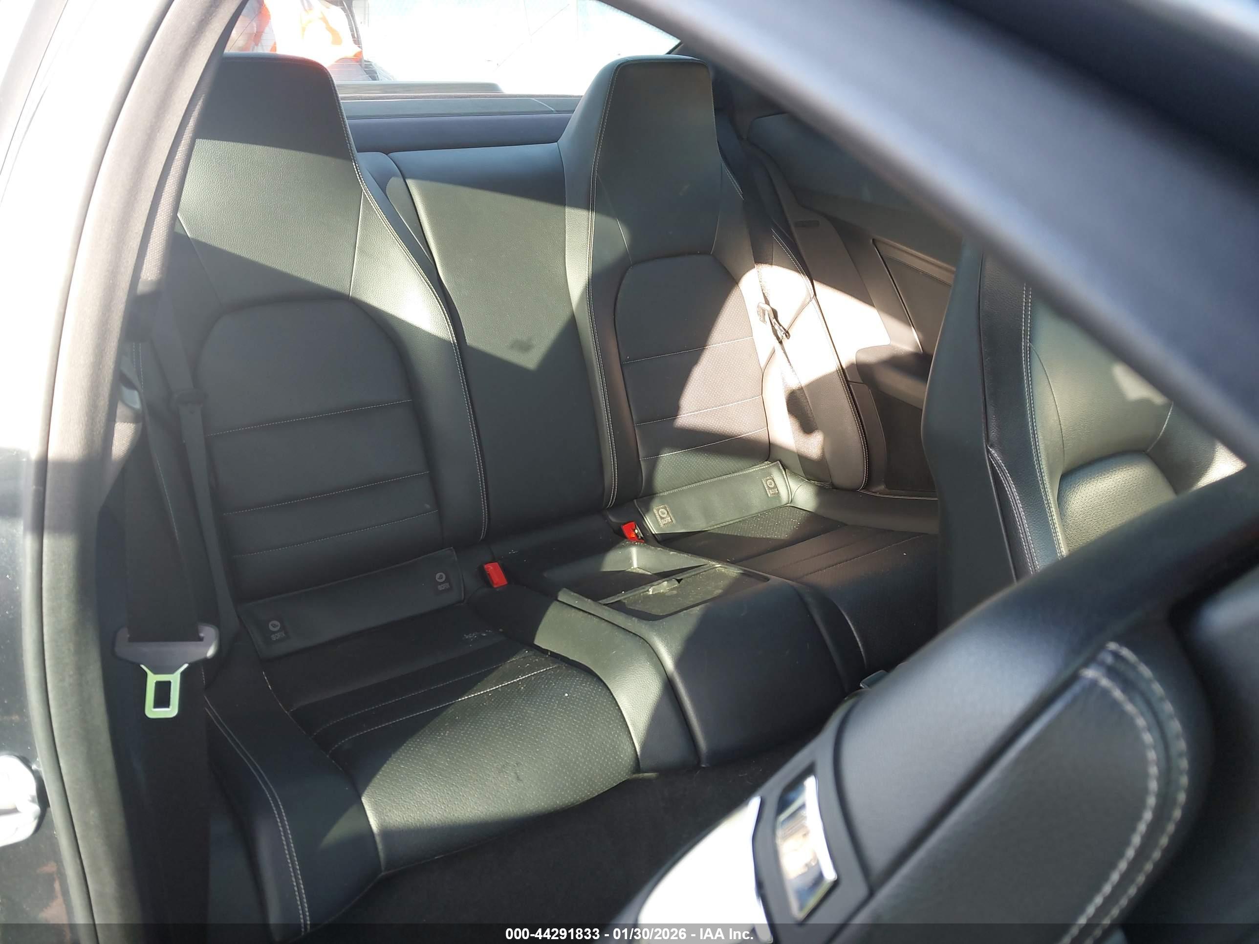 MERCEDES-BENZ C image 8