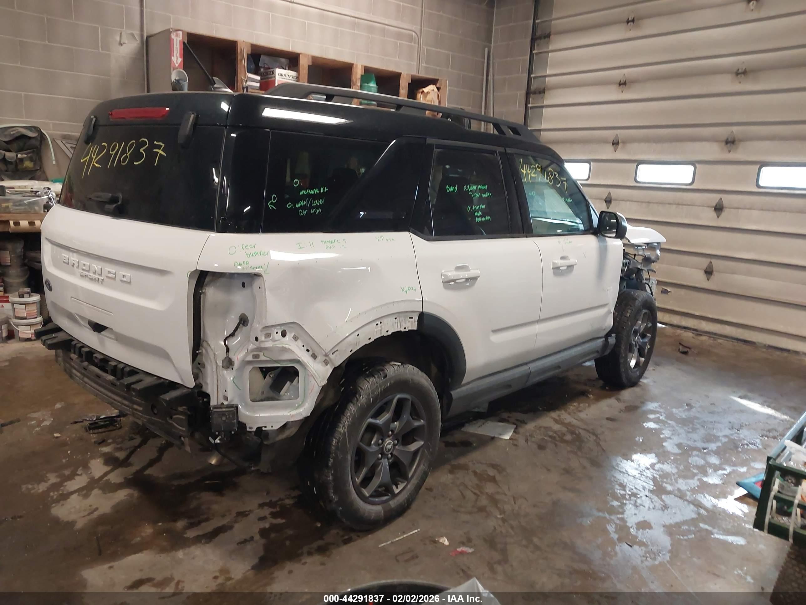 FORD BRONCO image 4