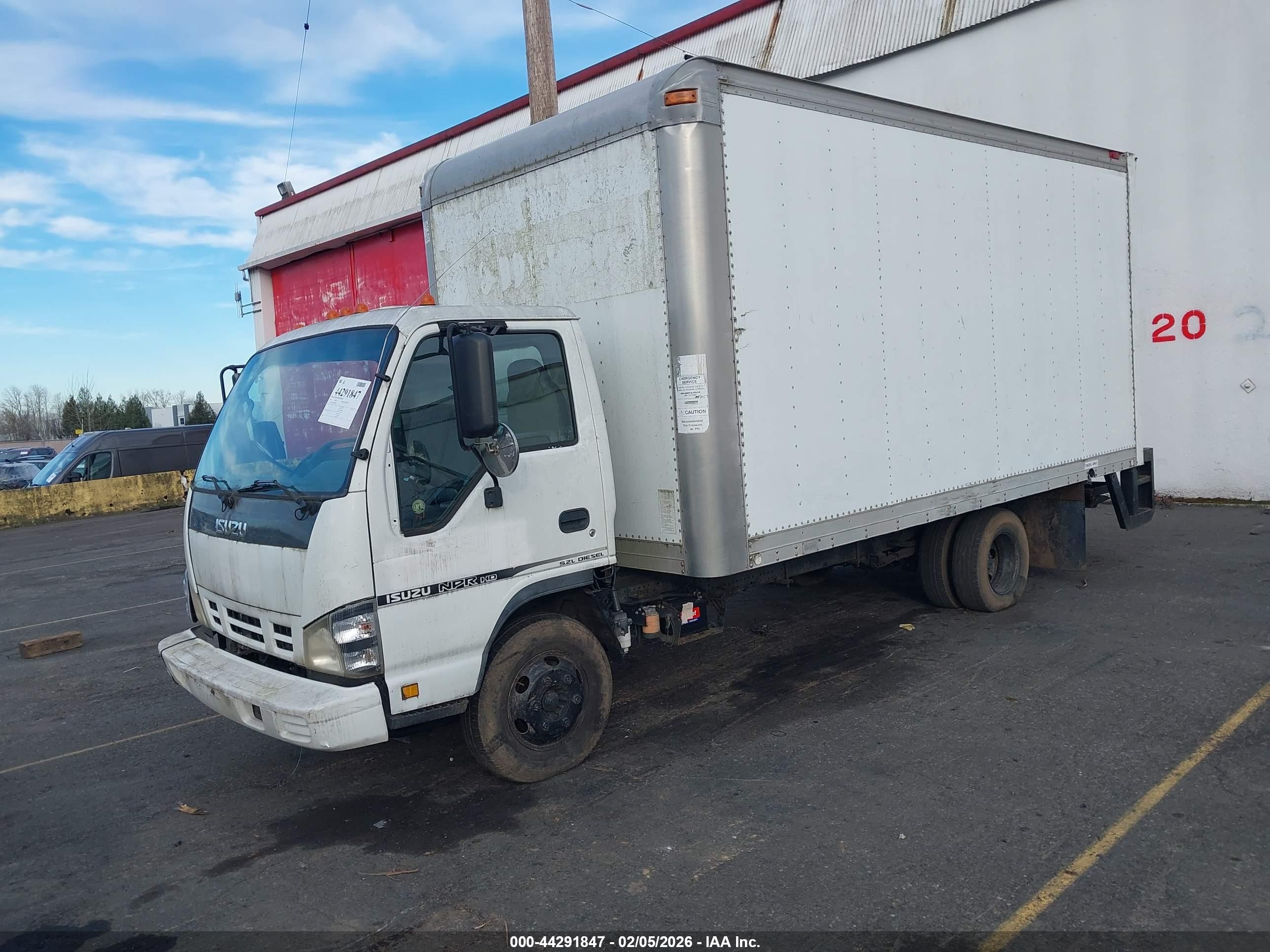 ISUZU W4S042 image 2