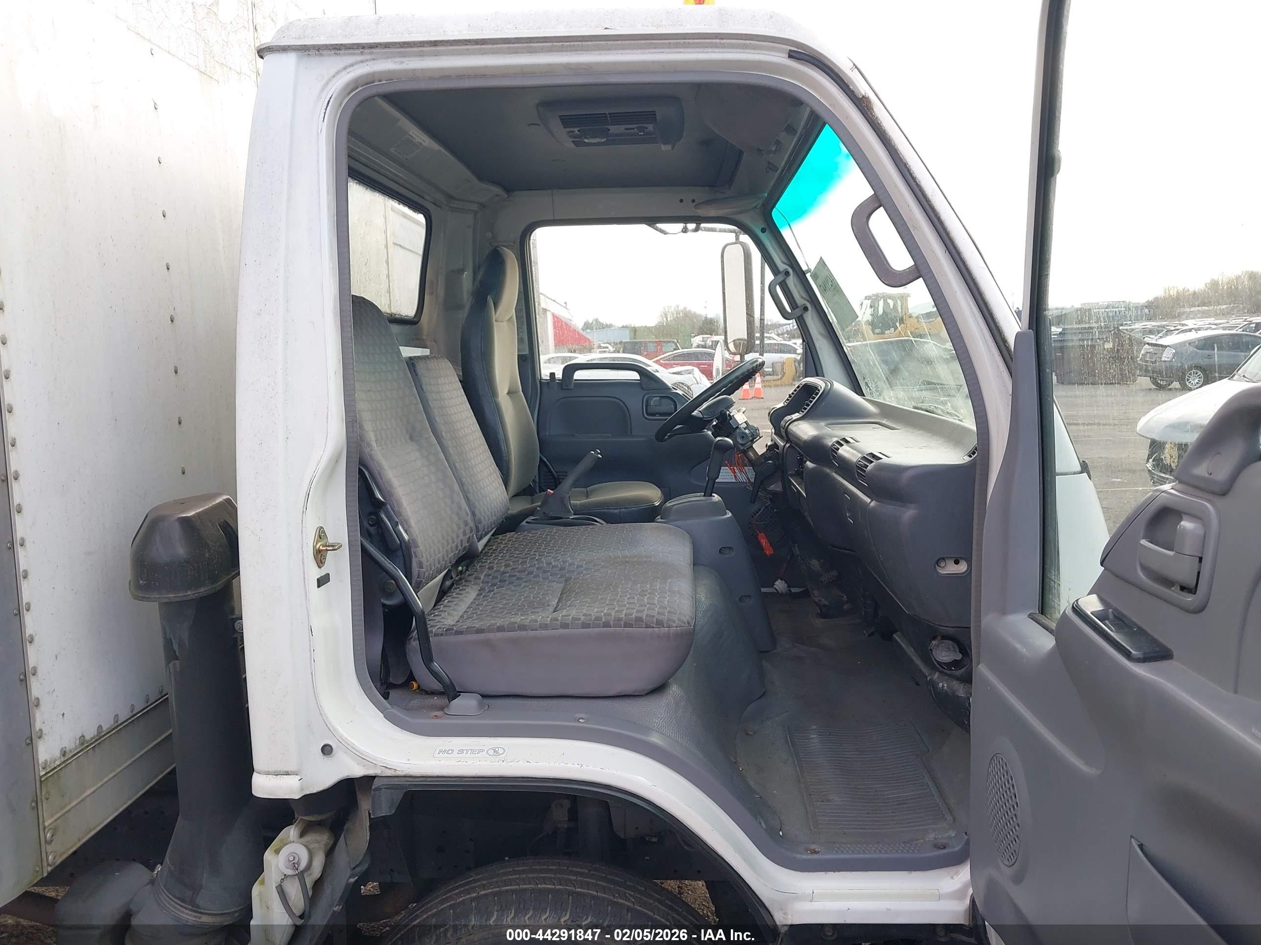 ISUZU W4S042 image 8