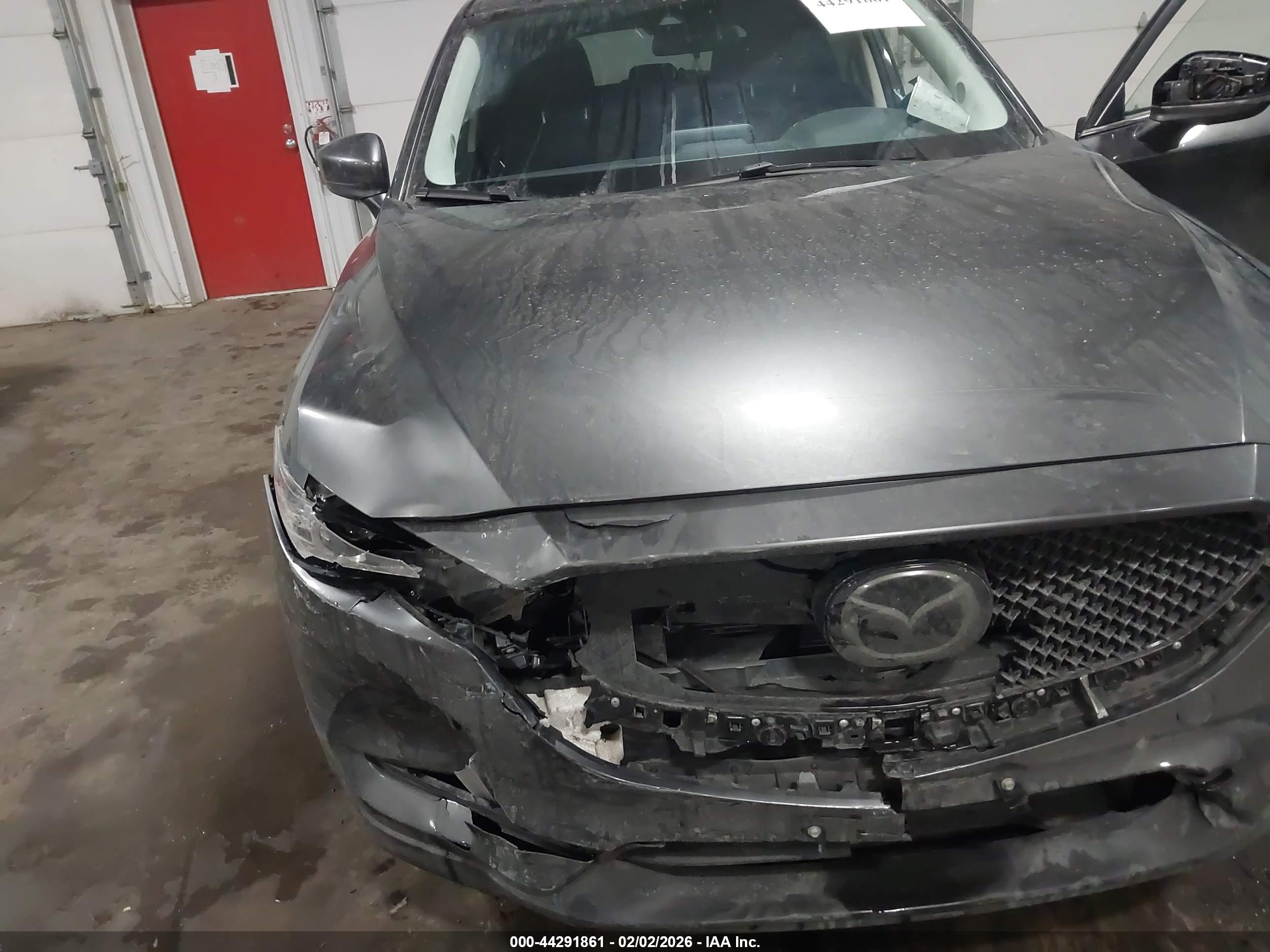 MAZDA CX-5 image 6