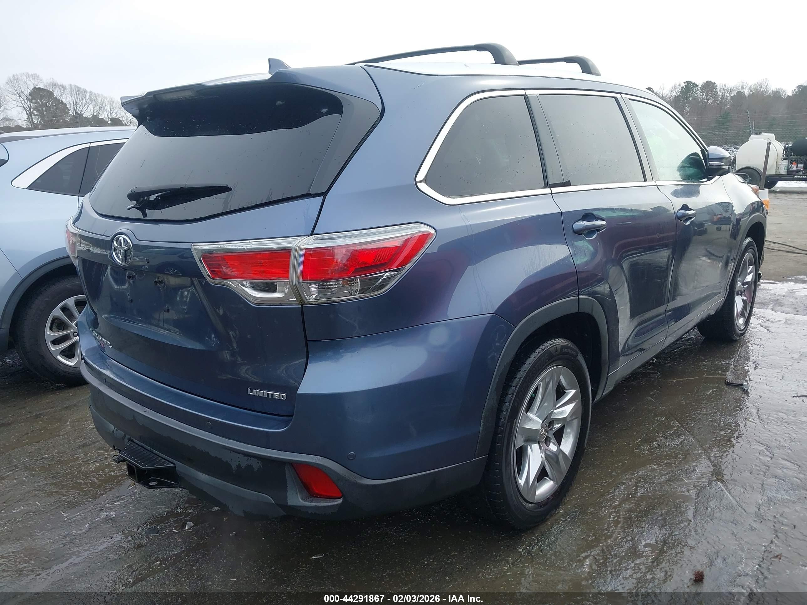 TOYOTA HIGHLANDER image 4
