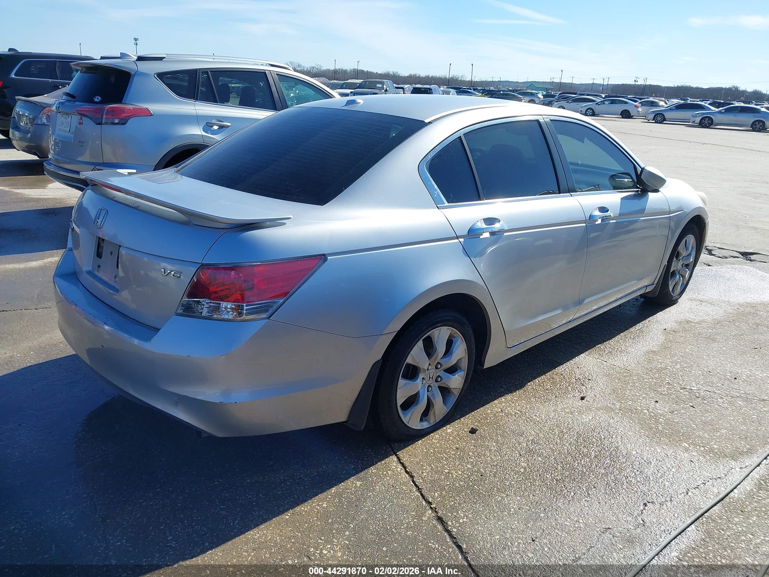 HONDA ACCORD image 4